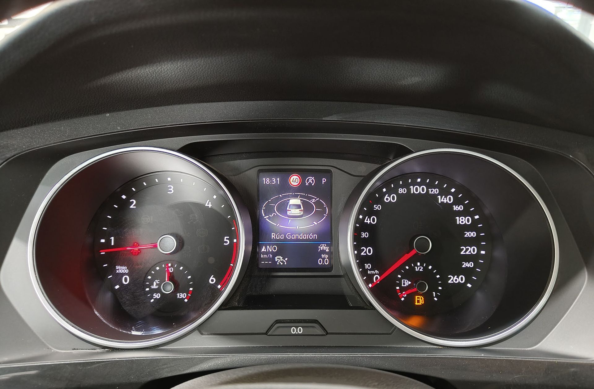 Volkswagen Tiguan Life 2.0 TDI DSG - foto 24