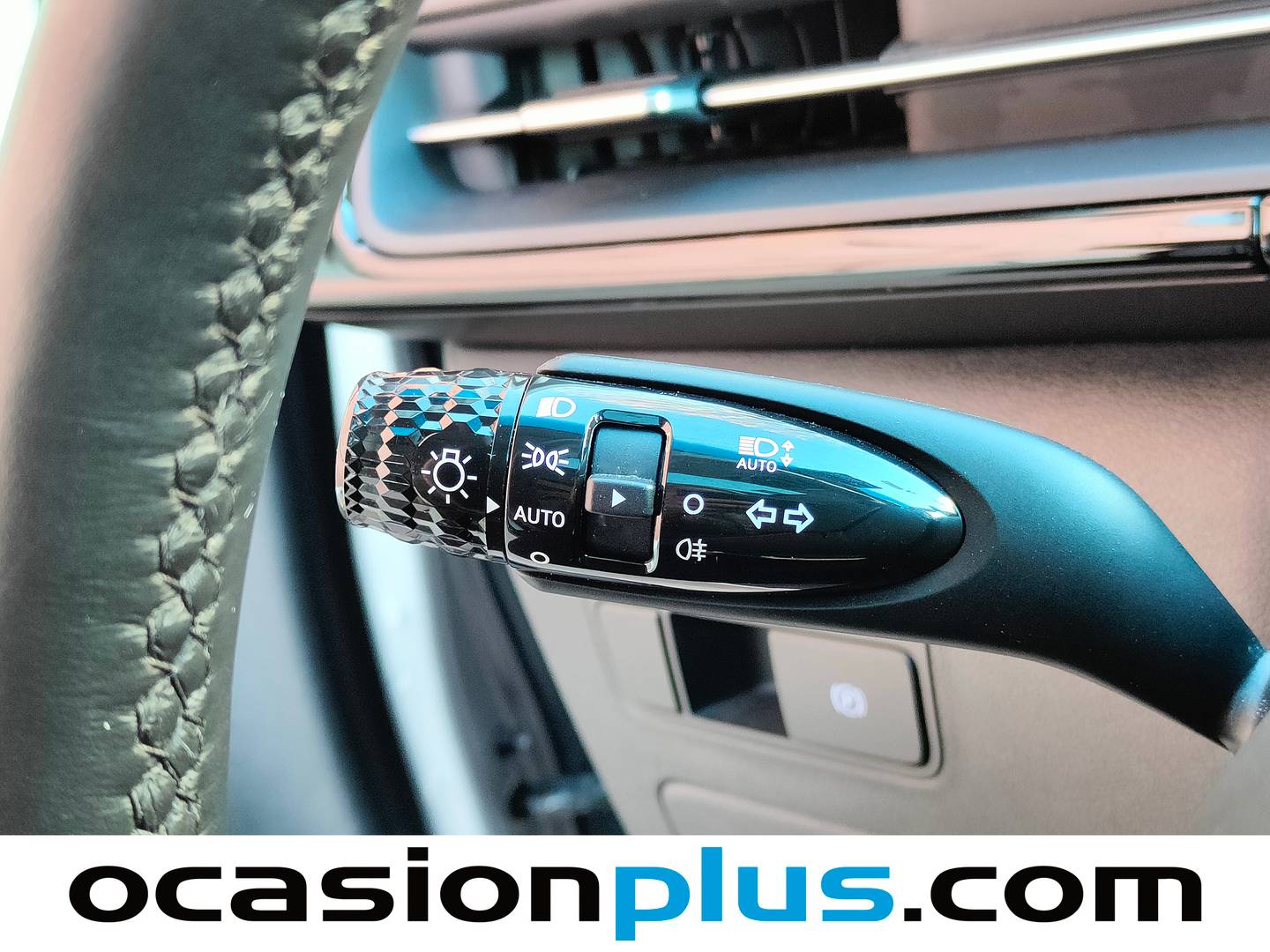 Hyundai Staria Hyundai Staria 1.6 HEV Style 4x2 9S 6AT (225 CV) 9 Plazas seminuevo