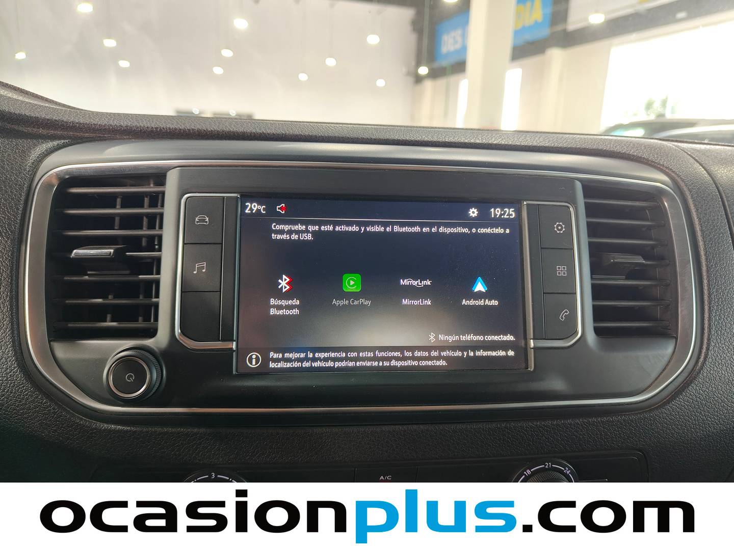 Extras y acabados del Opel Vivaro Opel Vivaro Furgon 1.5 Diesel M Standard Select (120 CV)
