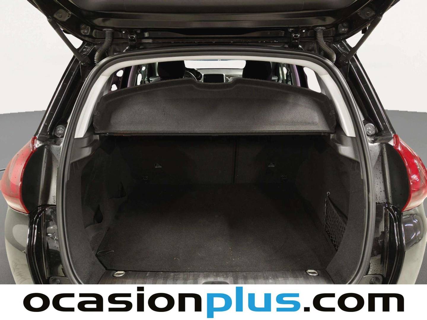 Fotos maletero Peugeot 2008 Peugeot 2008 BlueHDi 100 S&S Active (100 CV)
