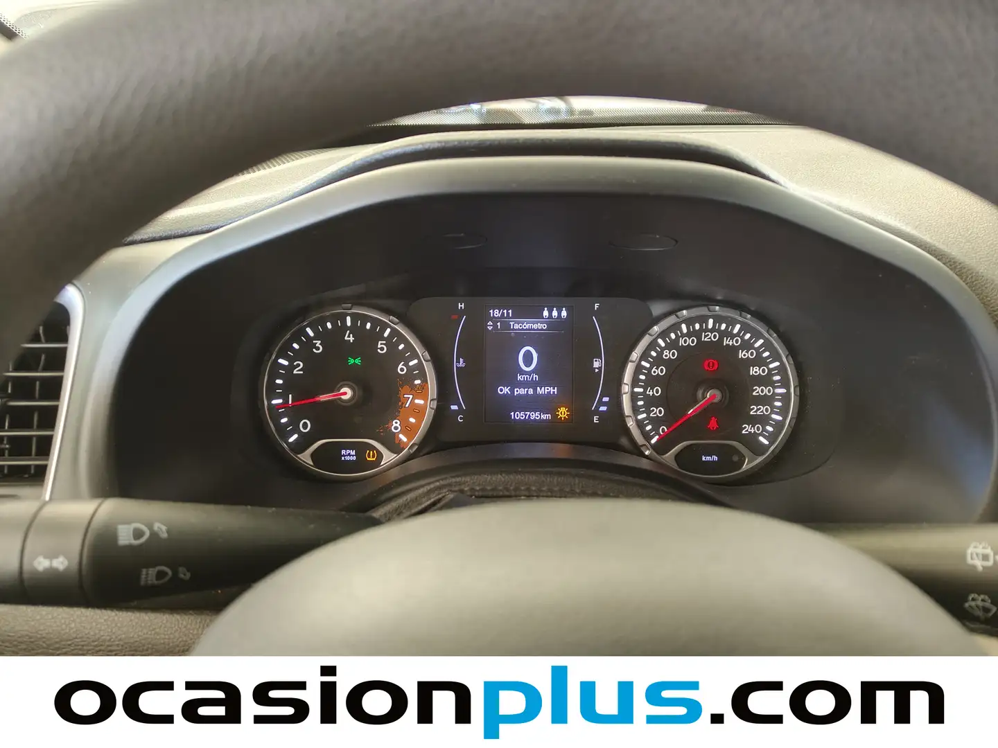 Foto Jeep Renegade Jeep Renegade 1.6 E-TORQ Sport FWD E6 (110 CV)