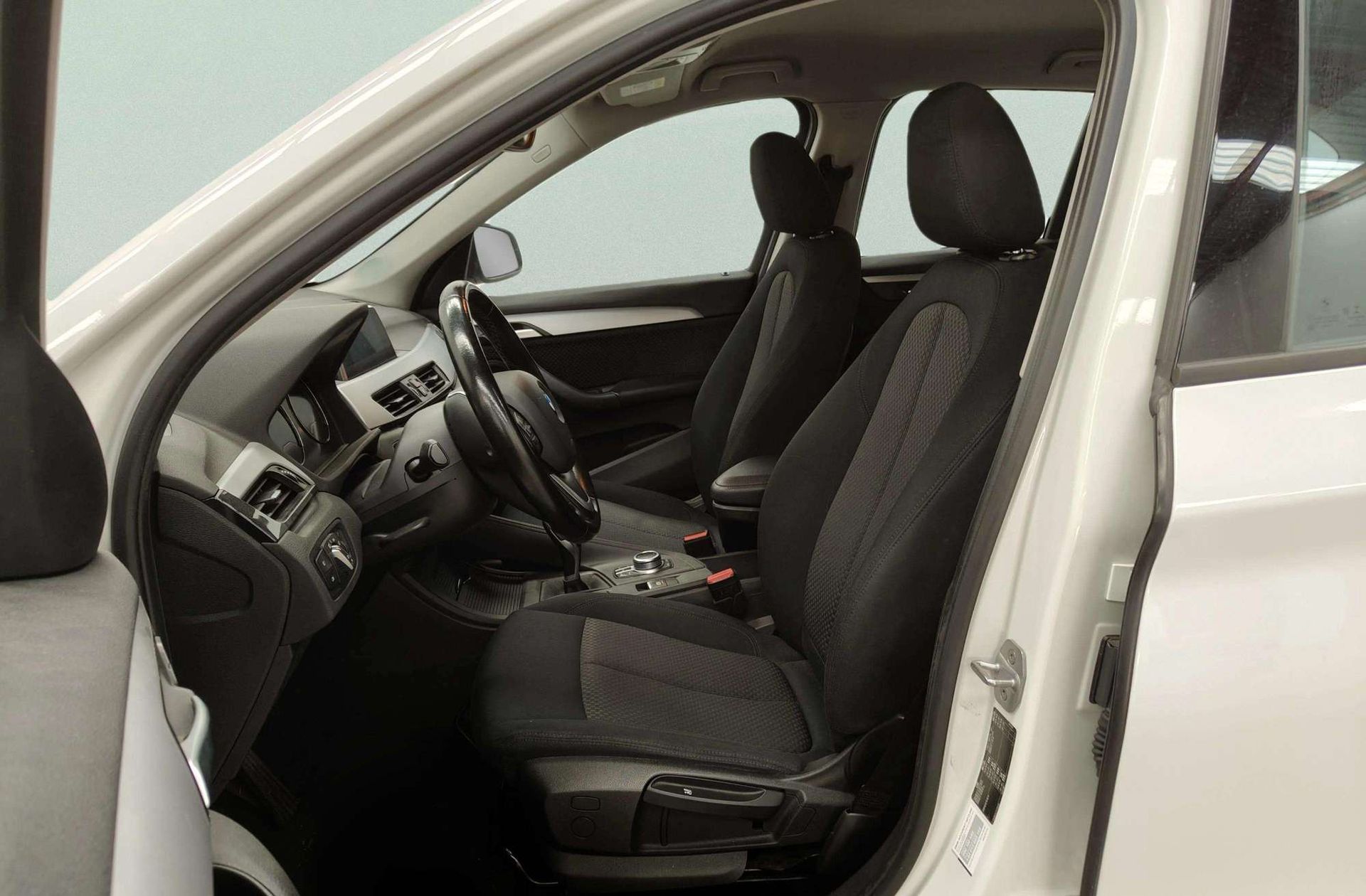BMW X1 sDrive18d - foto 12