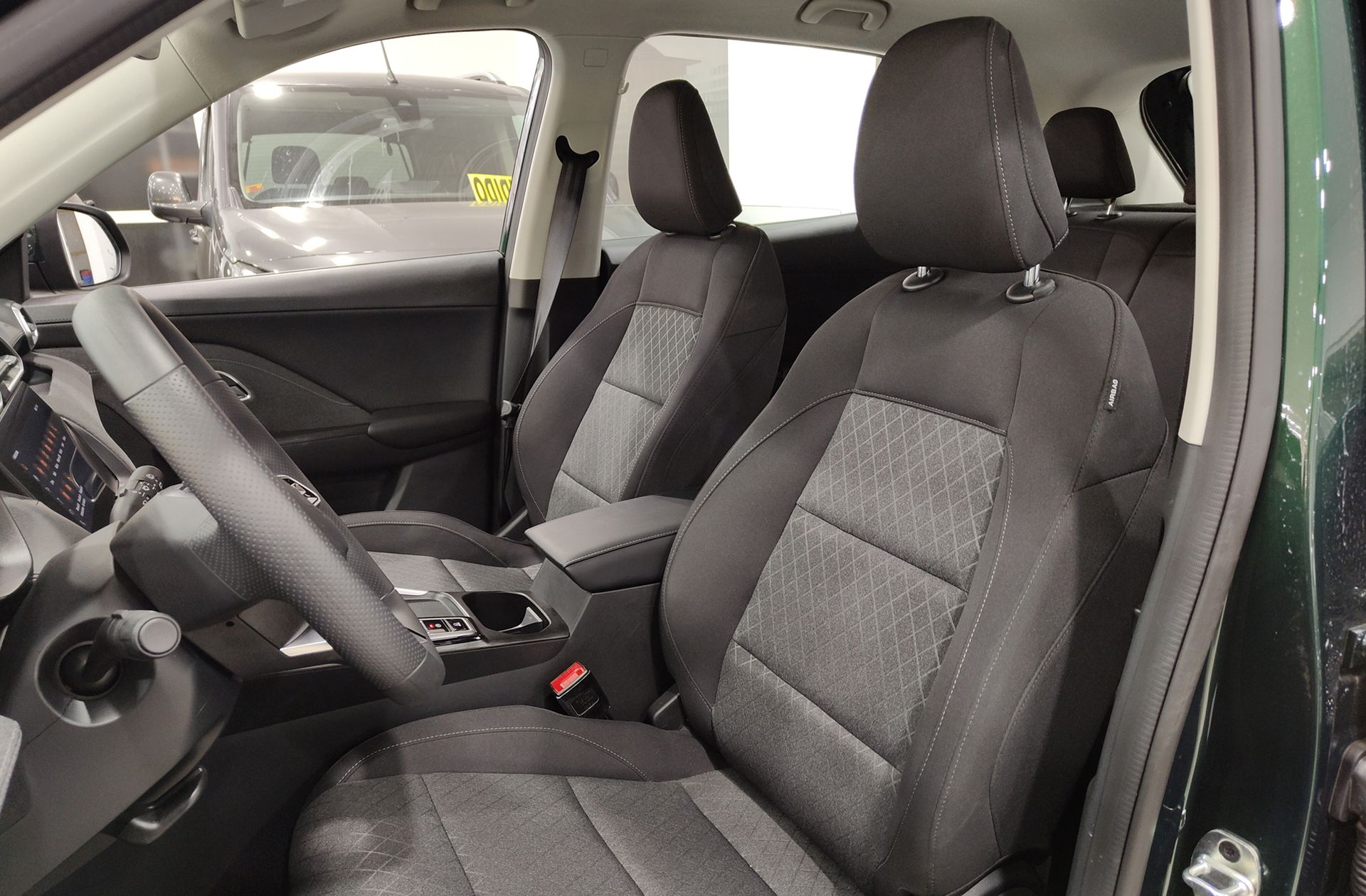 MG ZS 1.5 Hybrid+ Standard - foto 11