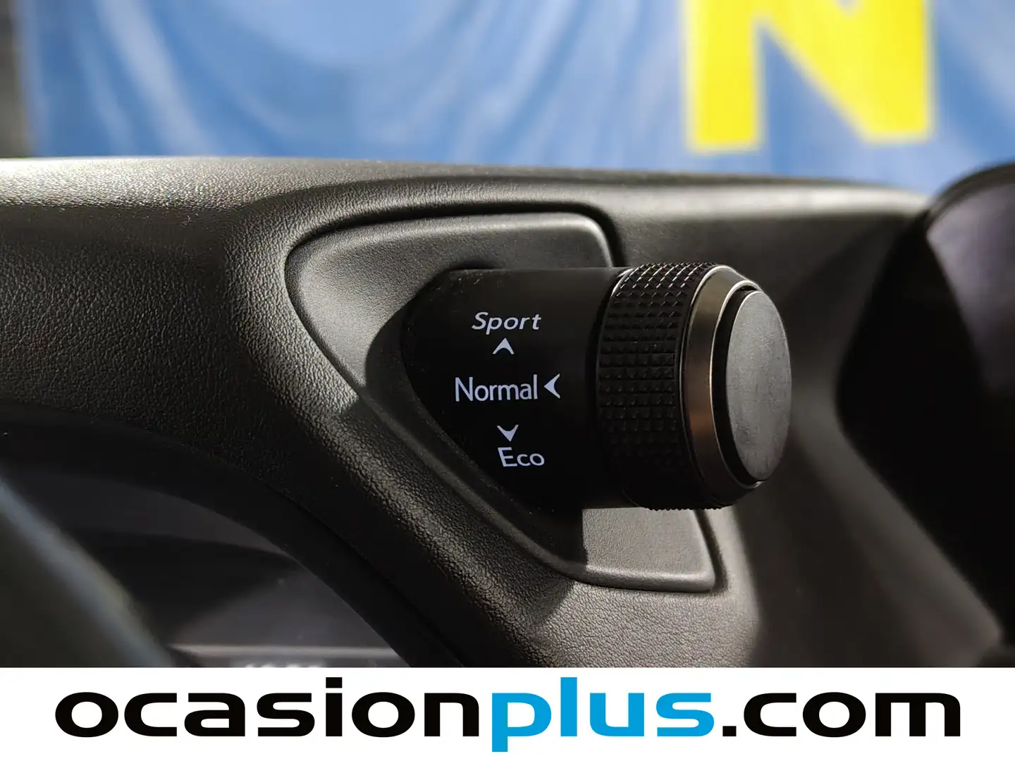 Foto Lexus UX Lexus UX 250h Premium (184 CV)