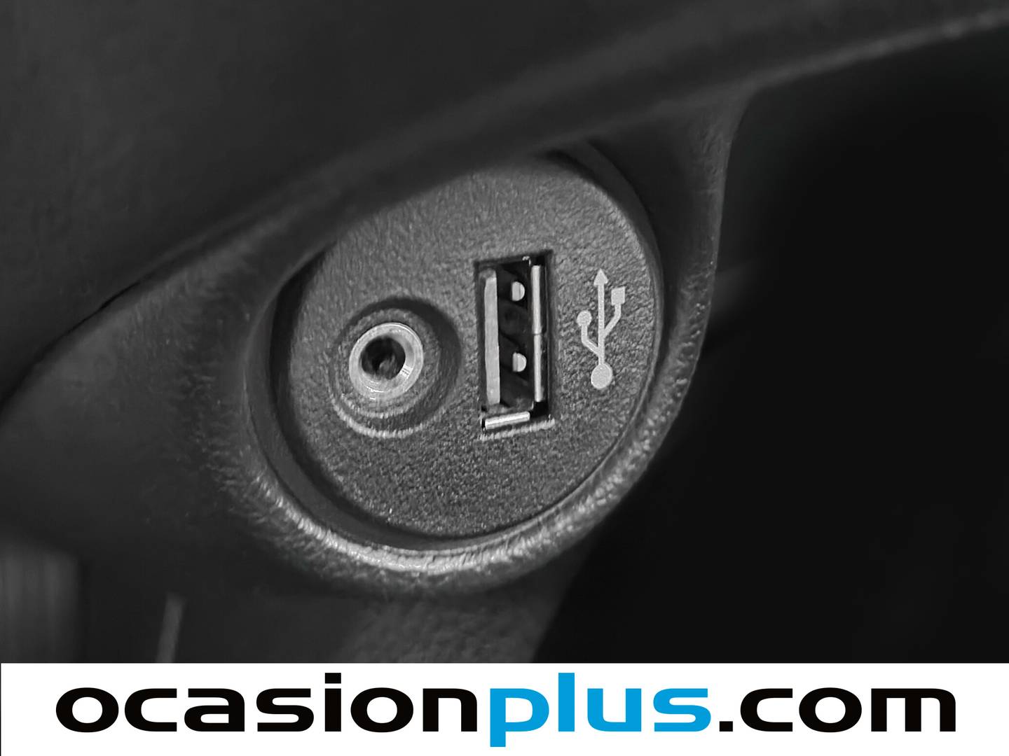 Nissan JUKE Nissan Juke 1.2 DIG-T N-Connecta 4x2 (115 CV) manual