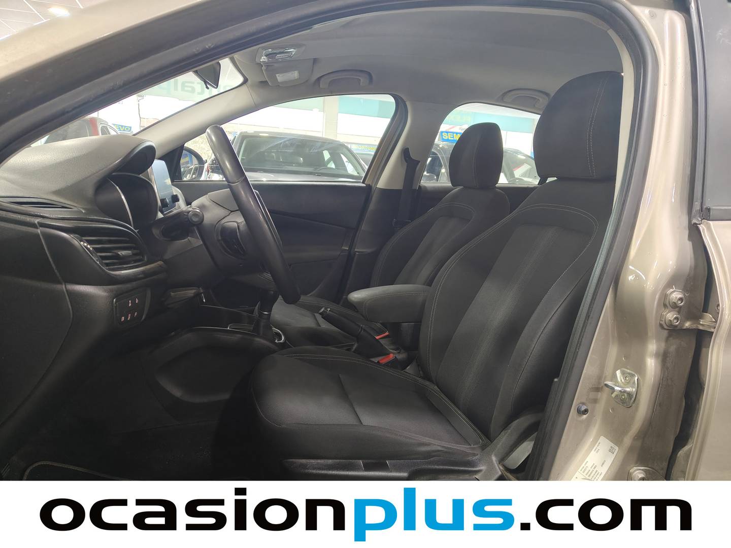 Foto asientos delanteros Fiat Tipo Fiat Tipo 1.3 Multijet Easy  (95 CV)