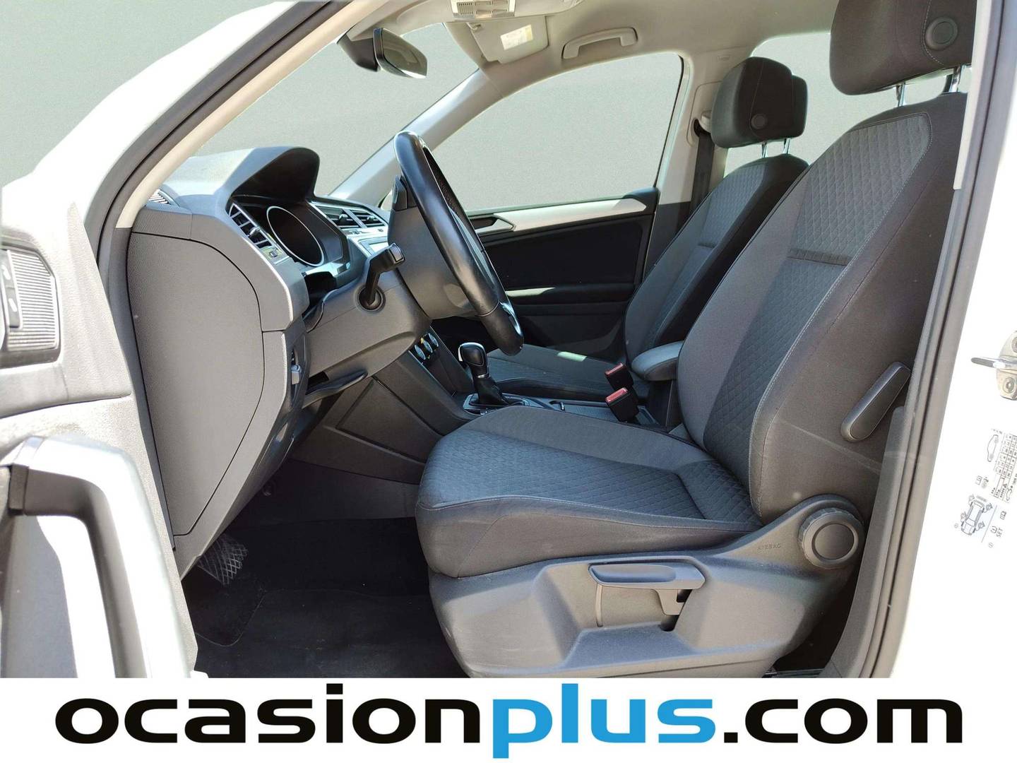 Foto asientos delanteros Volkswagen Tiguan Volkswagen Tiguan Advance 2.0 TDI BMT (150 CV) DSG