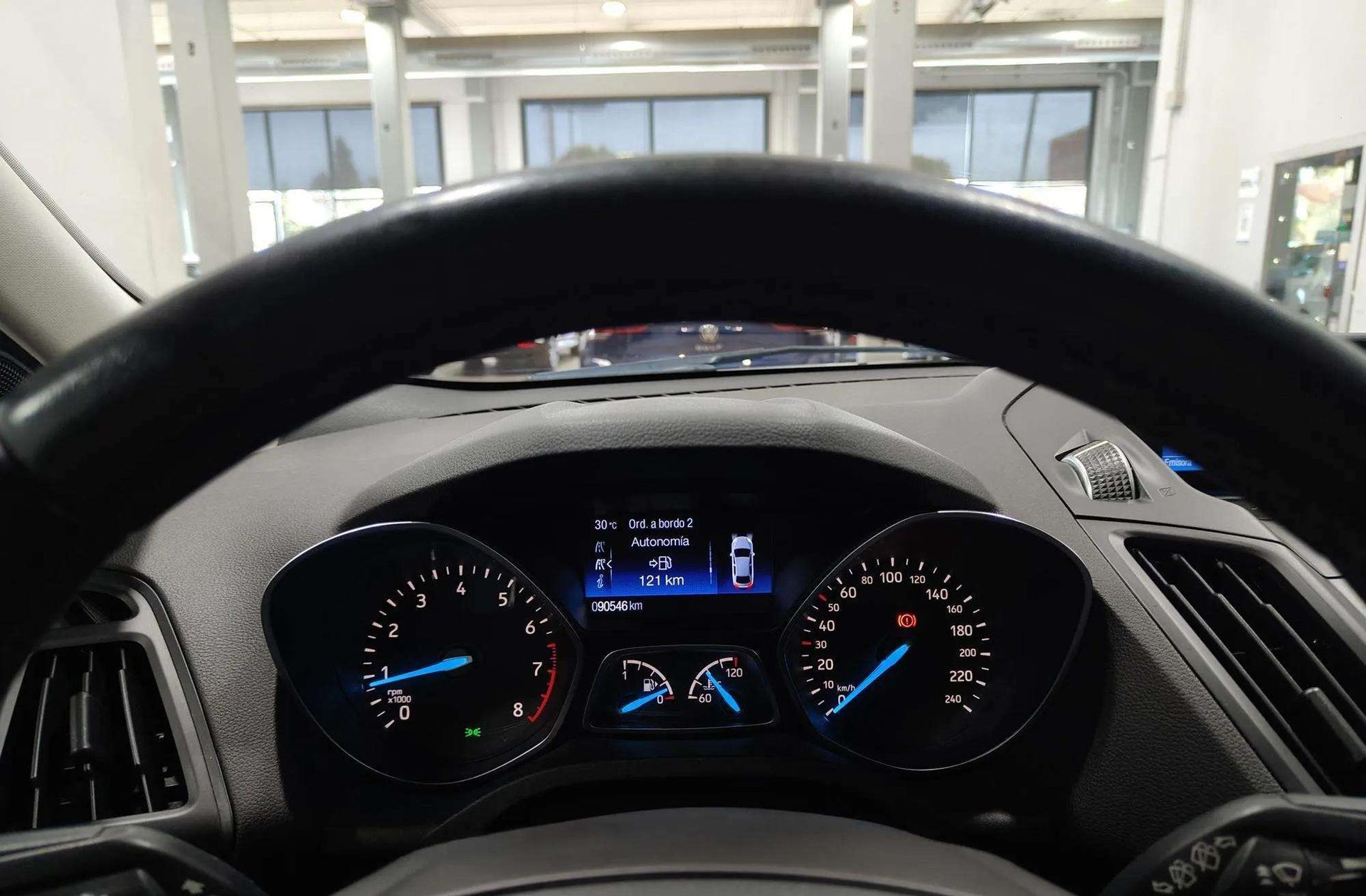Ford Kuga 1.5 EcoBoost Trend 4x2 - foto 19