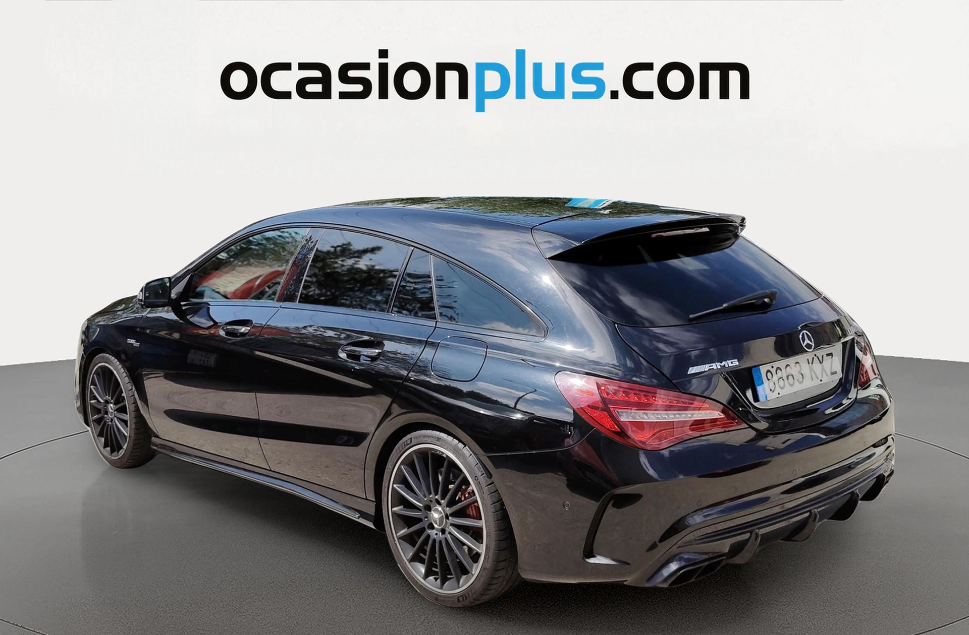 Mercedes-Benz CLA 45 AMG 4Matic Shooting Brake - foto 3