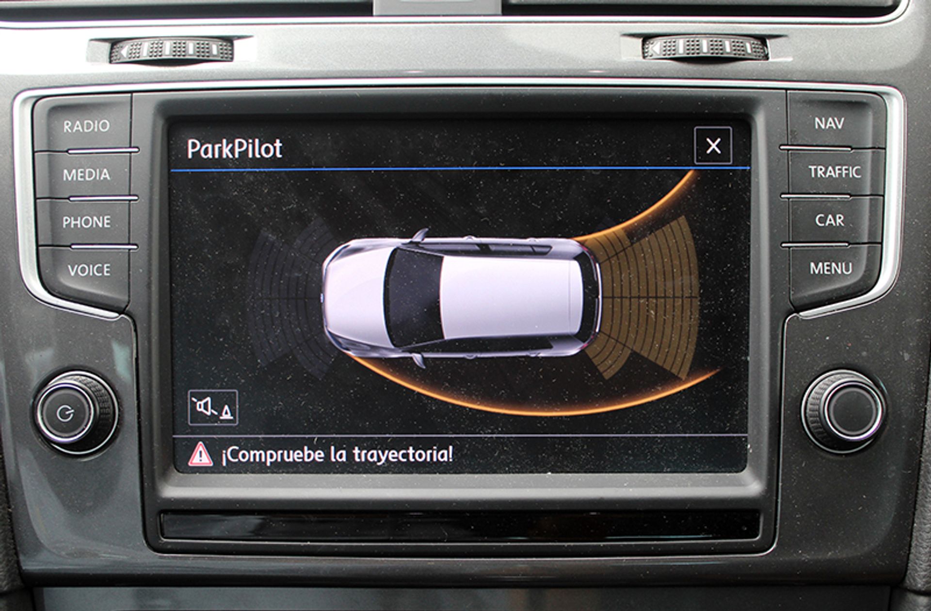 Volkswagen Golf e-Golf ePower - foto 12