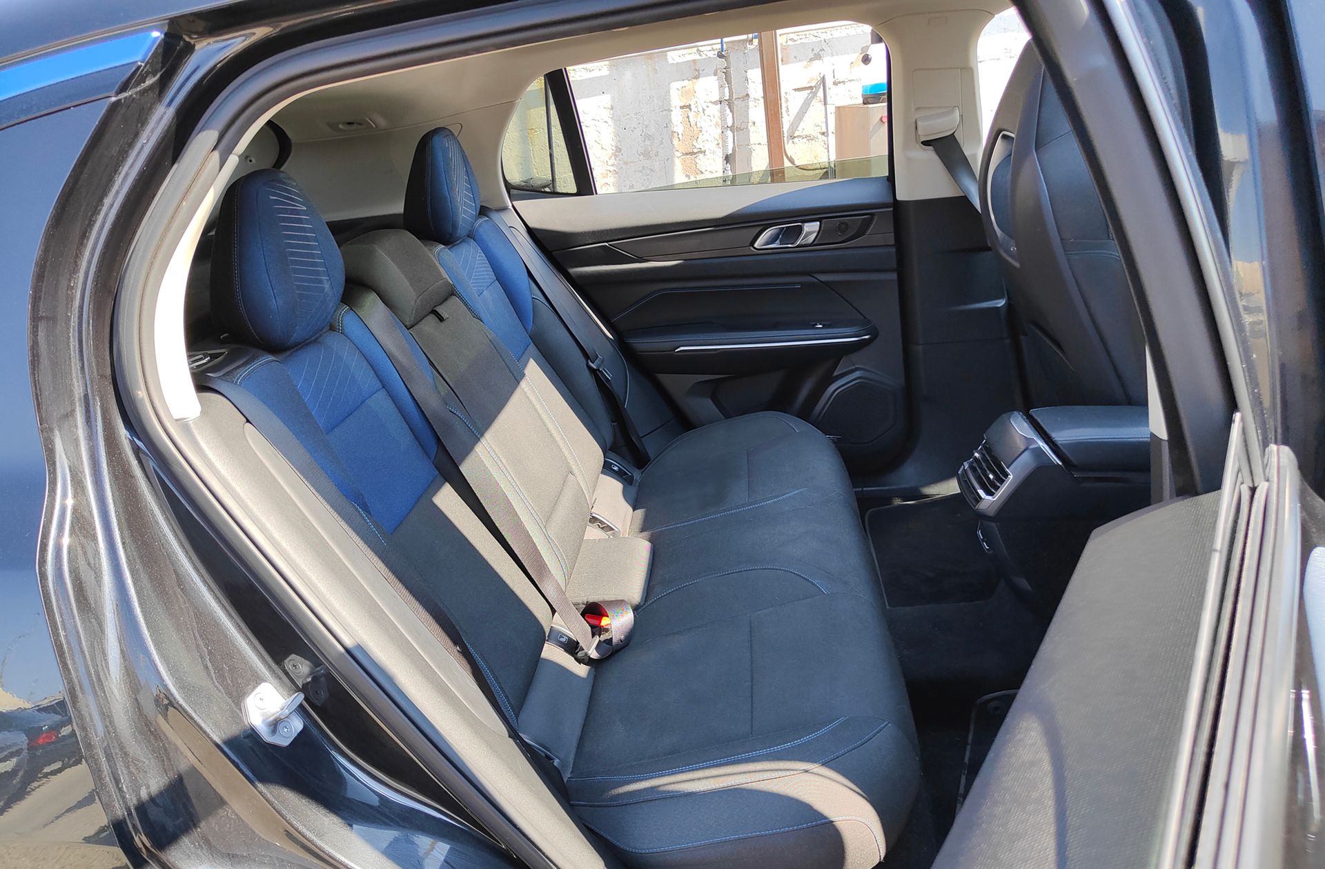 Lynk & Co 01 1.5 PHEV - foto 20