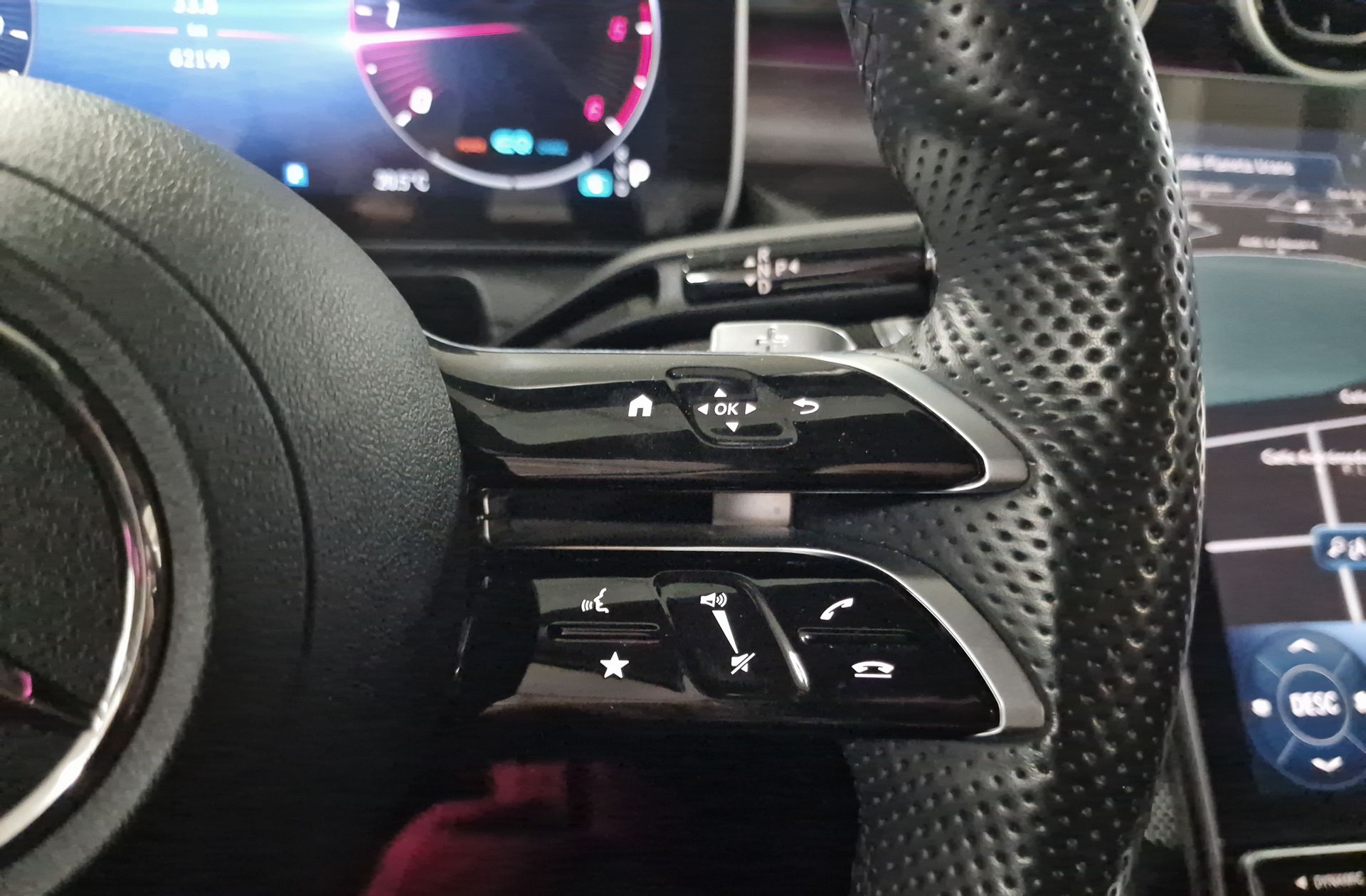 Mercedes-Benz Clase C 220 d Pack AMG - foto 34