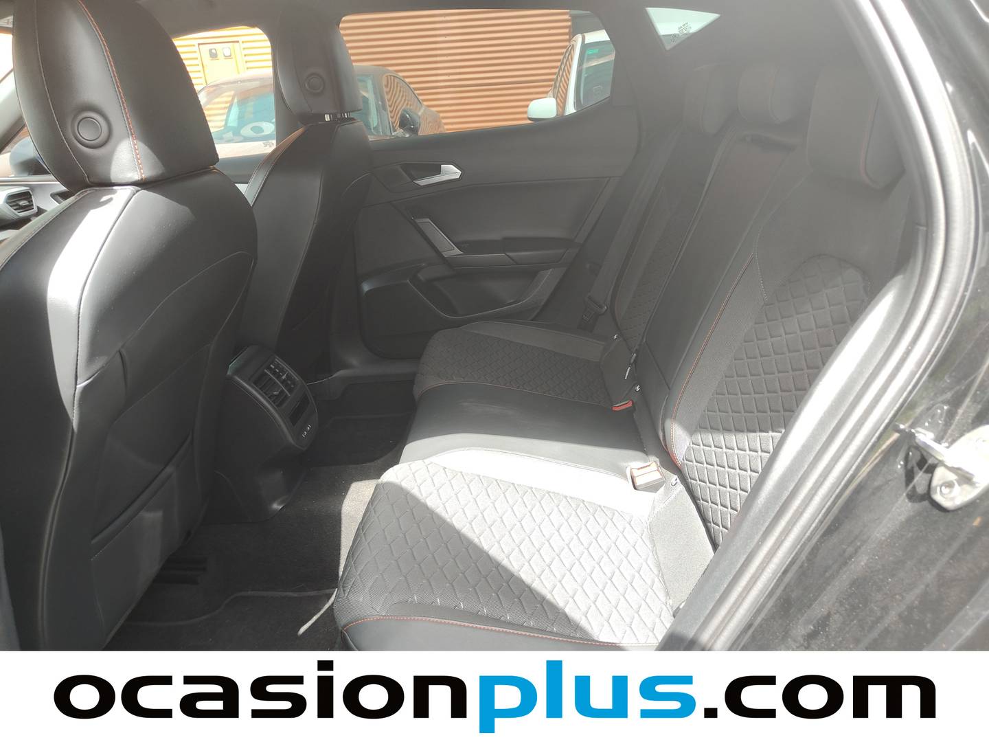 Foto asientos traseros Seat León Seat León 1.5 TSI S&S FR XL (130 CV)