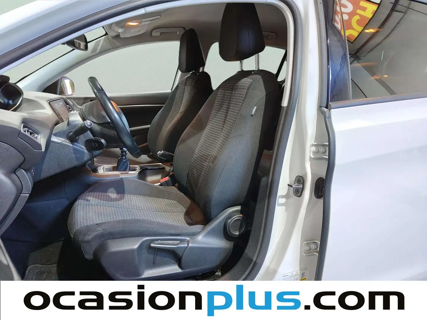 Foto Peugeot 308 Peugeot 308 BlueHDi 130 S&S Style (130 CV)