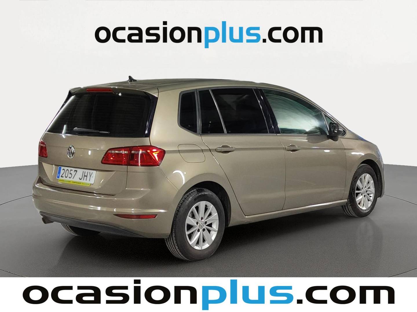 Foto trasera Volkswagen Golf Sportsvan Volkswagen Golf Sportsvan Business & Navi 1.6 TDI BMT (110 CV) derecha