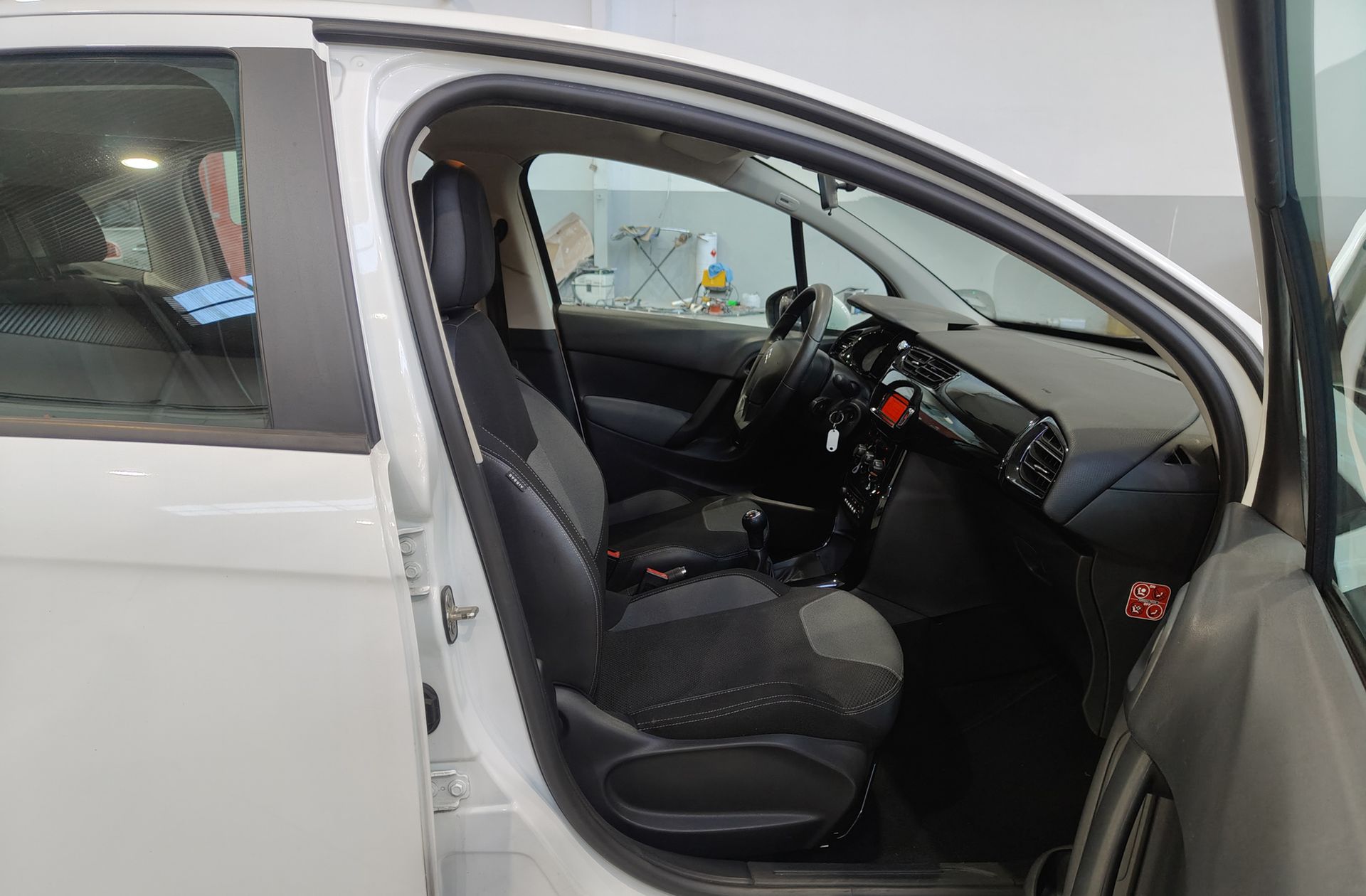 Citroën C3 VTi Tonic - foto 14