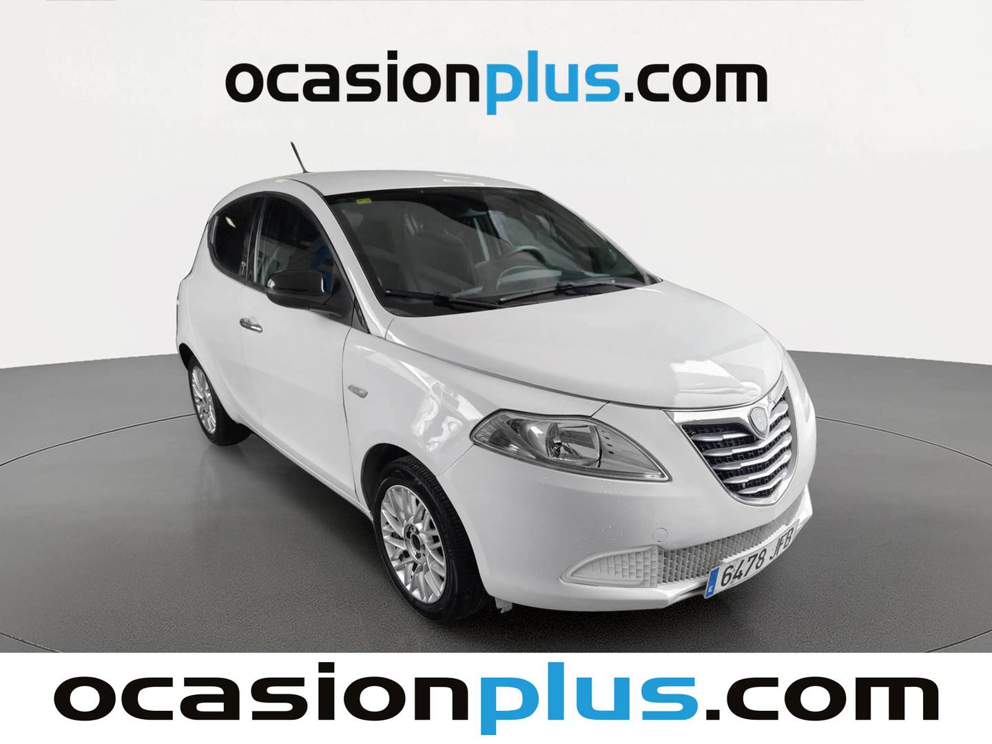 Foto delantera Lancia Ypsilon Lancia Ypsilon 1.2 Gold Evo II (69 CV) derecha