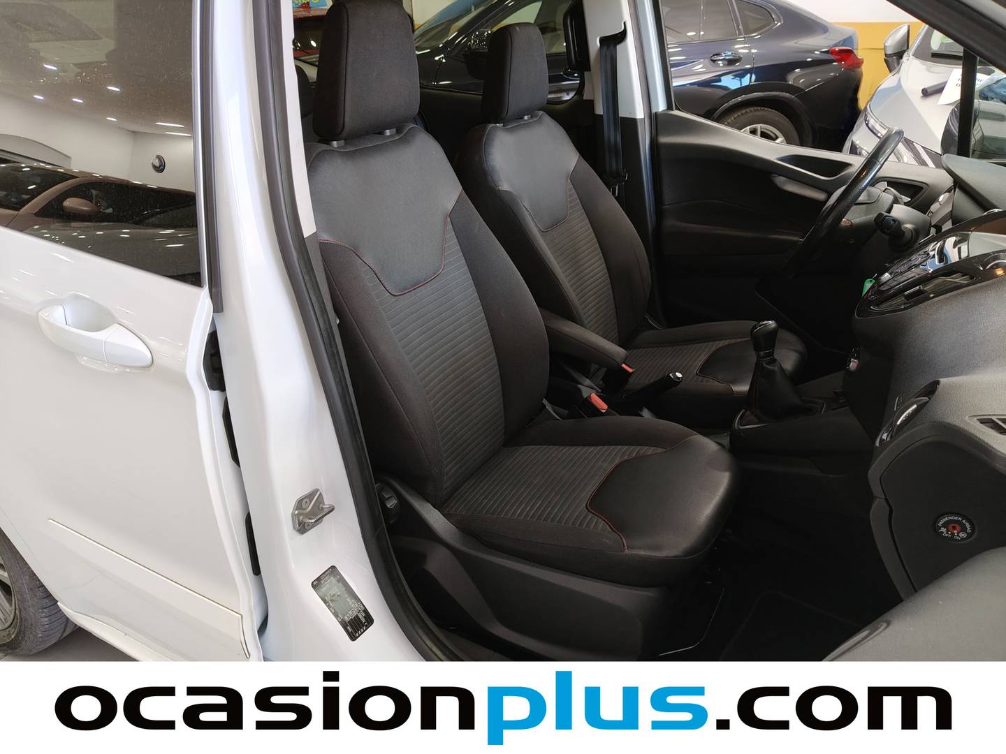 Fotos maletero Ford Tourneo Courier Ford Tourneo Courier 1.0 EcoBoost Sport (100 CV)