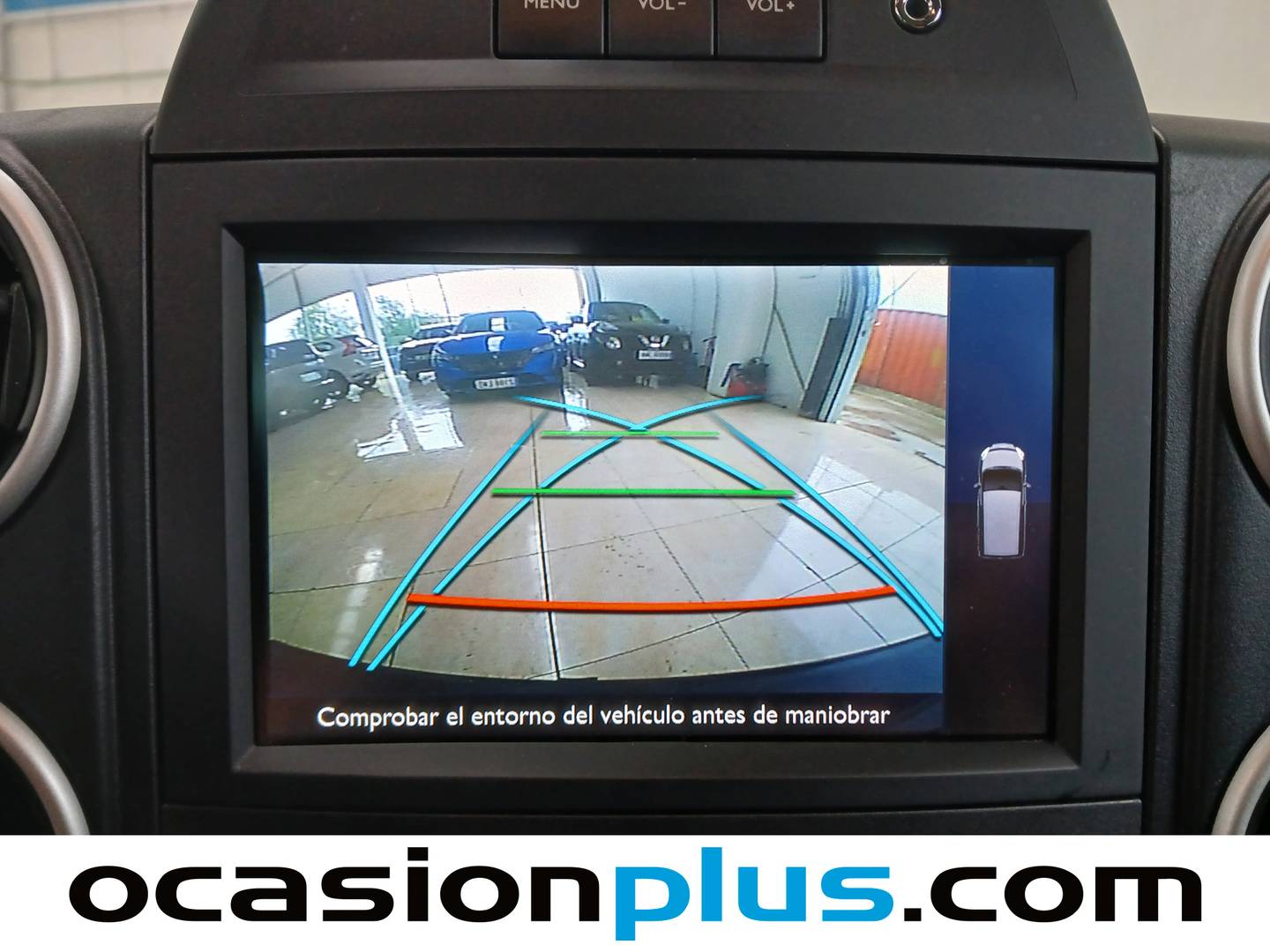 Equipamiento del Peugeot Partner Peugeot Partner Tepee Combi 1.2 PureTech Adventure Edition (110 CV)