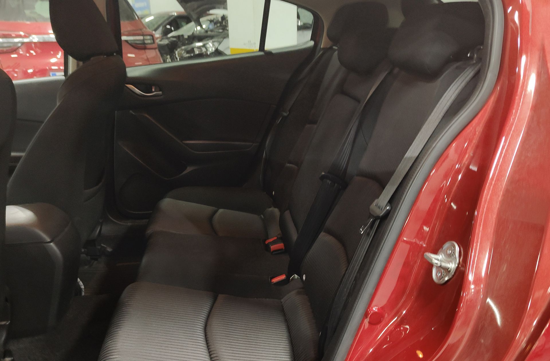 Mazda Mazda3 2.2 DE Style - foto 9
