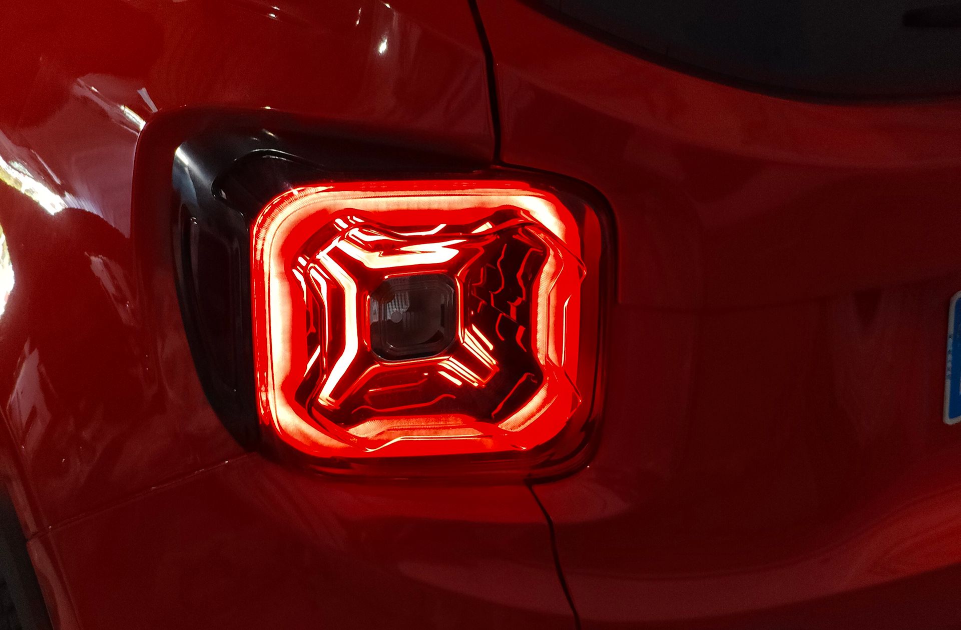 Jeep Renegade 1.3 PHEV Upland 4xe - foto 17