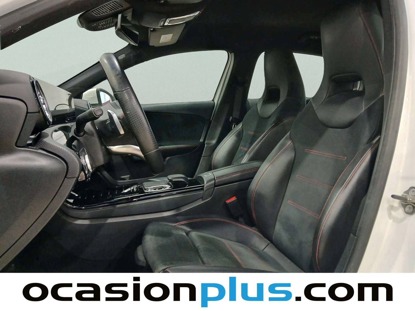 Foto asientos delanteros Mercedes Clase A Mercedes Clase A 180 d (116 CV) Pack AMG