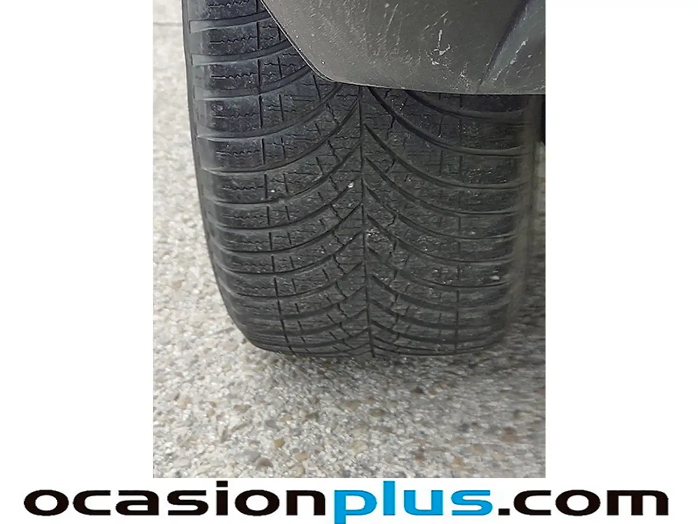 Foto Peugeot 5008 Peugeot 5008 PureTech 130 S&S Allure Pack EAT8 (130 CV) 7 Plazas