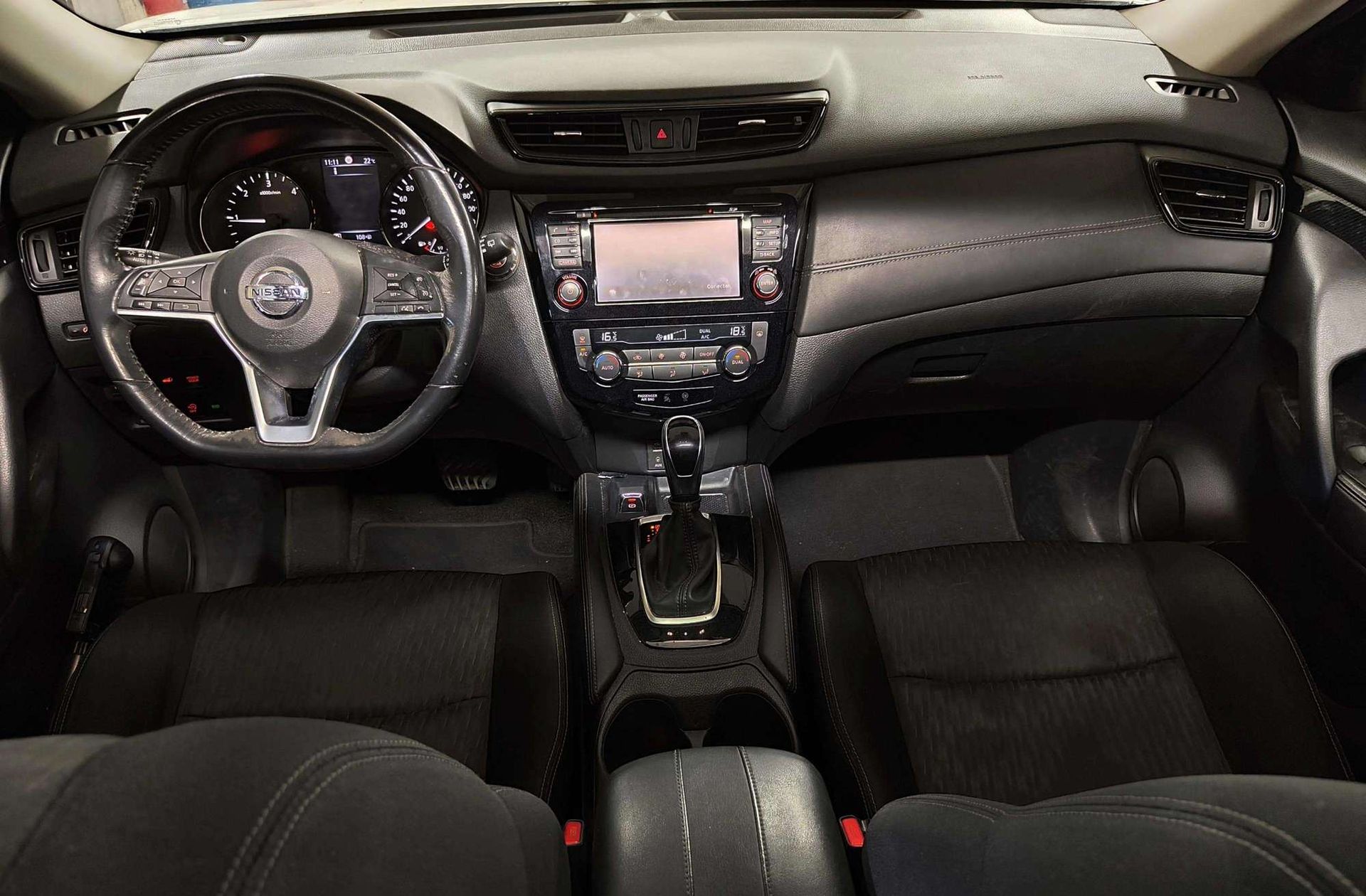 Nissan X-Trail dCi 150 N-Connecta 4x2 Xtronic 7 plazas - foto 8