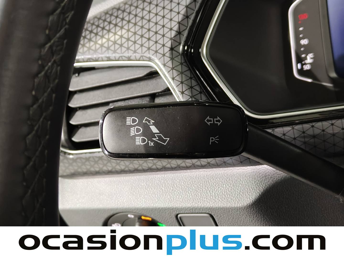 Foto Volkswagen T-Cross Volkswagen T-Cross Sport 1.0 TSI (110 CV) DSG