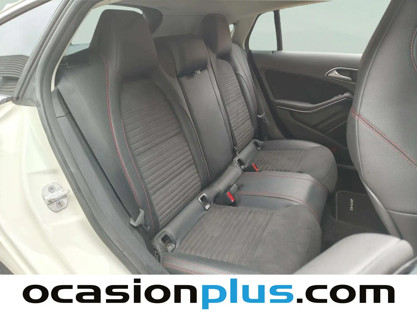 Foto Mercedes CLA Mercedes-Benz CLA Shooting Brake CLA Shooting Brake CLA 200 d (136 CV) Pack AMG