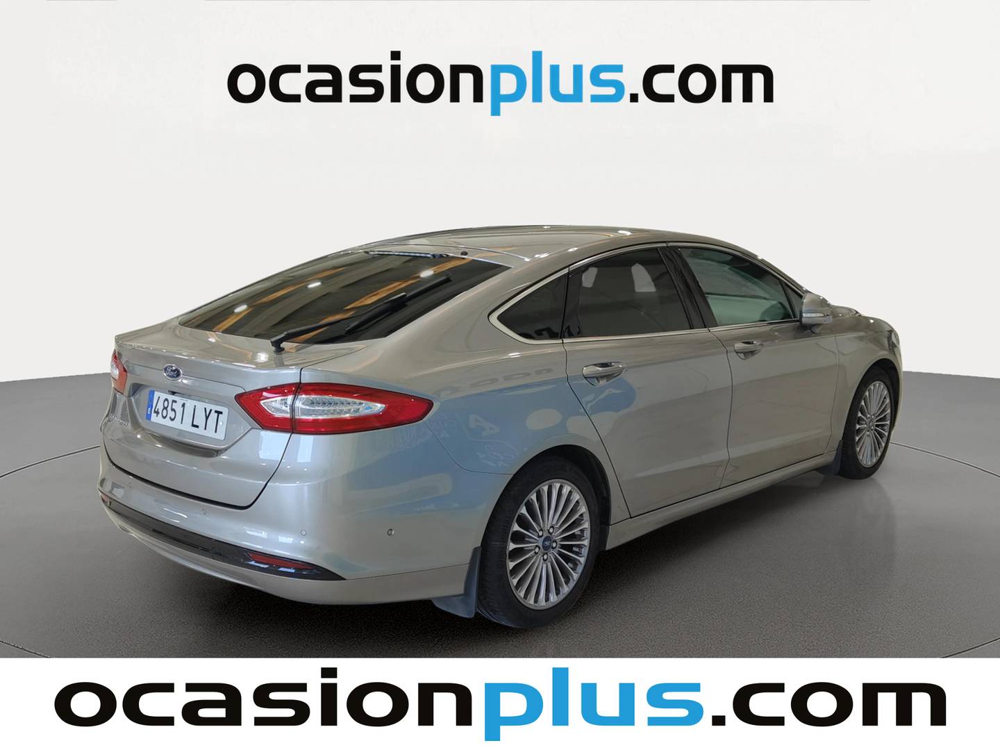 Foto trasera Ford Mondeo Ford Mondeo 1.5 EcoBoost Titanium Powershift (160 CV) GLP derecha