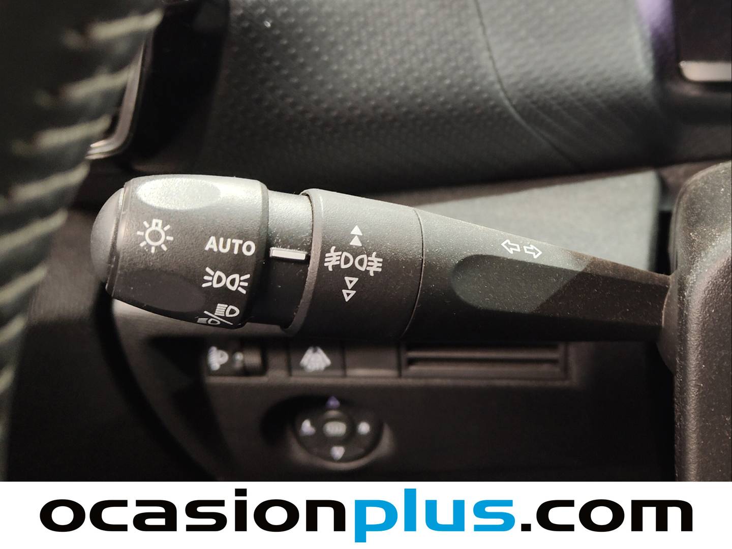 Acabados Citroën C4 Citroën C4 PureTech 130 S&S 6v Feel Pack EAT8 (130 CV)