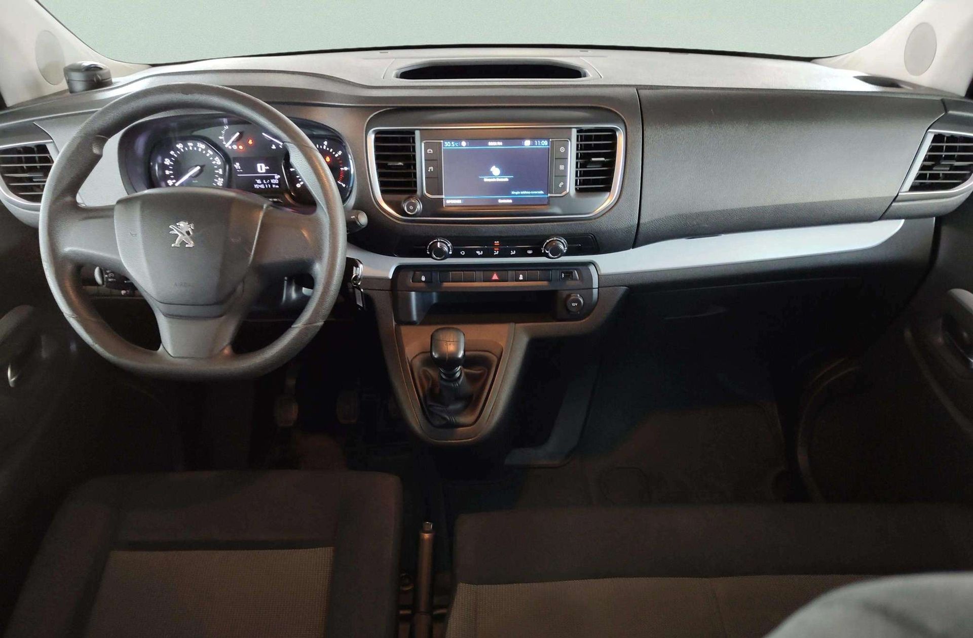 Peugeot Traveller 1.6 BlueHDi Business Standard 9 plazas - foto 6