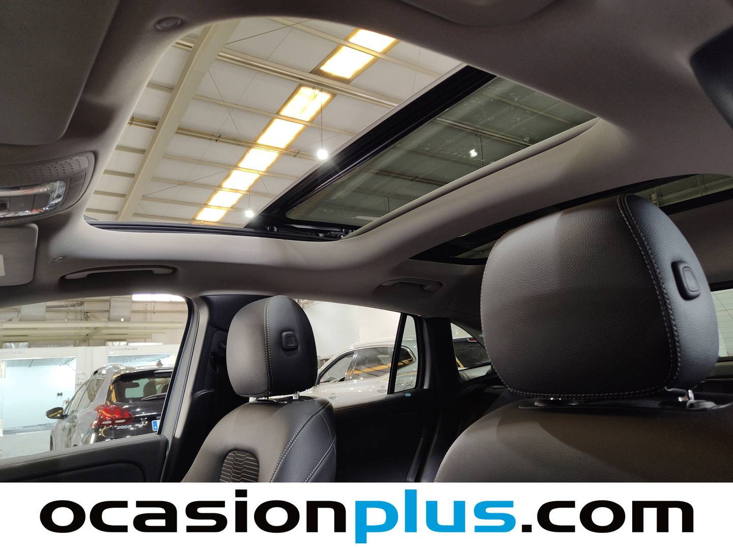 Extras y acabados del Mercedes GLA Mercedes GLA 200 (163 CV)