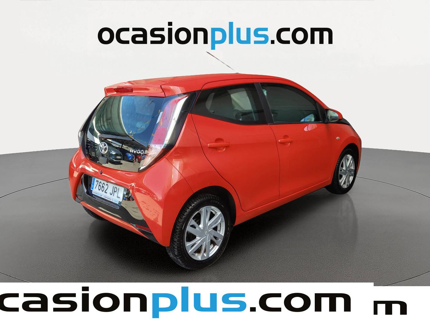 Foto trasera Toyota Aygo Toyota Aygo 1.0 70 x-play (69 CV) derecha