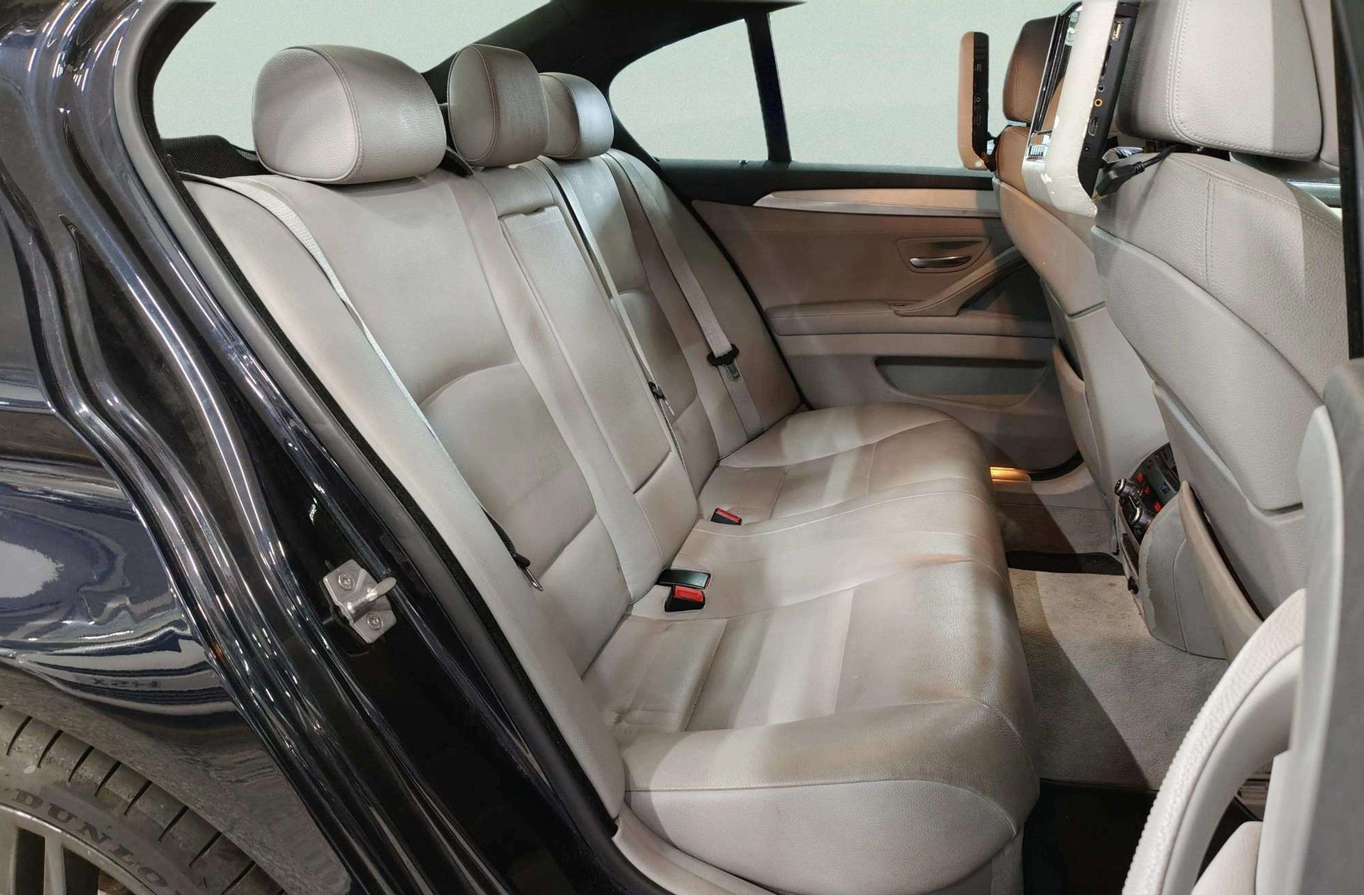 BMW Serie 5 550i xDrive - foto 20