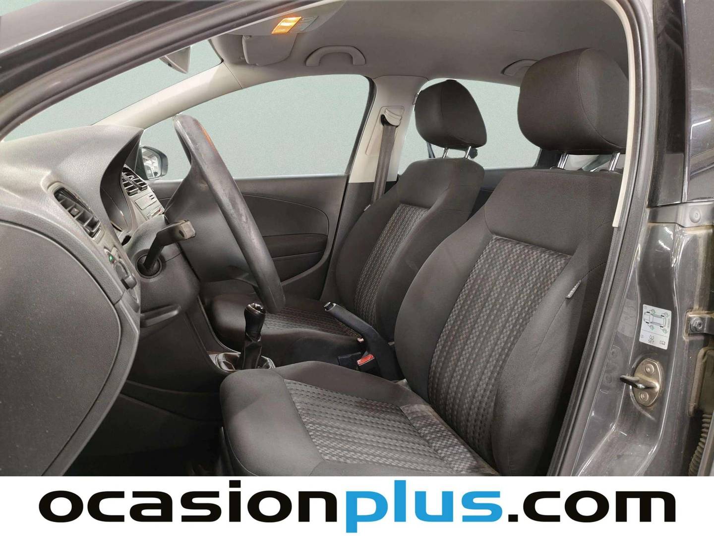 Foto asientos delanteros Volkswagen Polo Volkswagen Polo Edition 1.0 BMT (60 CV)