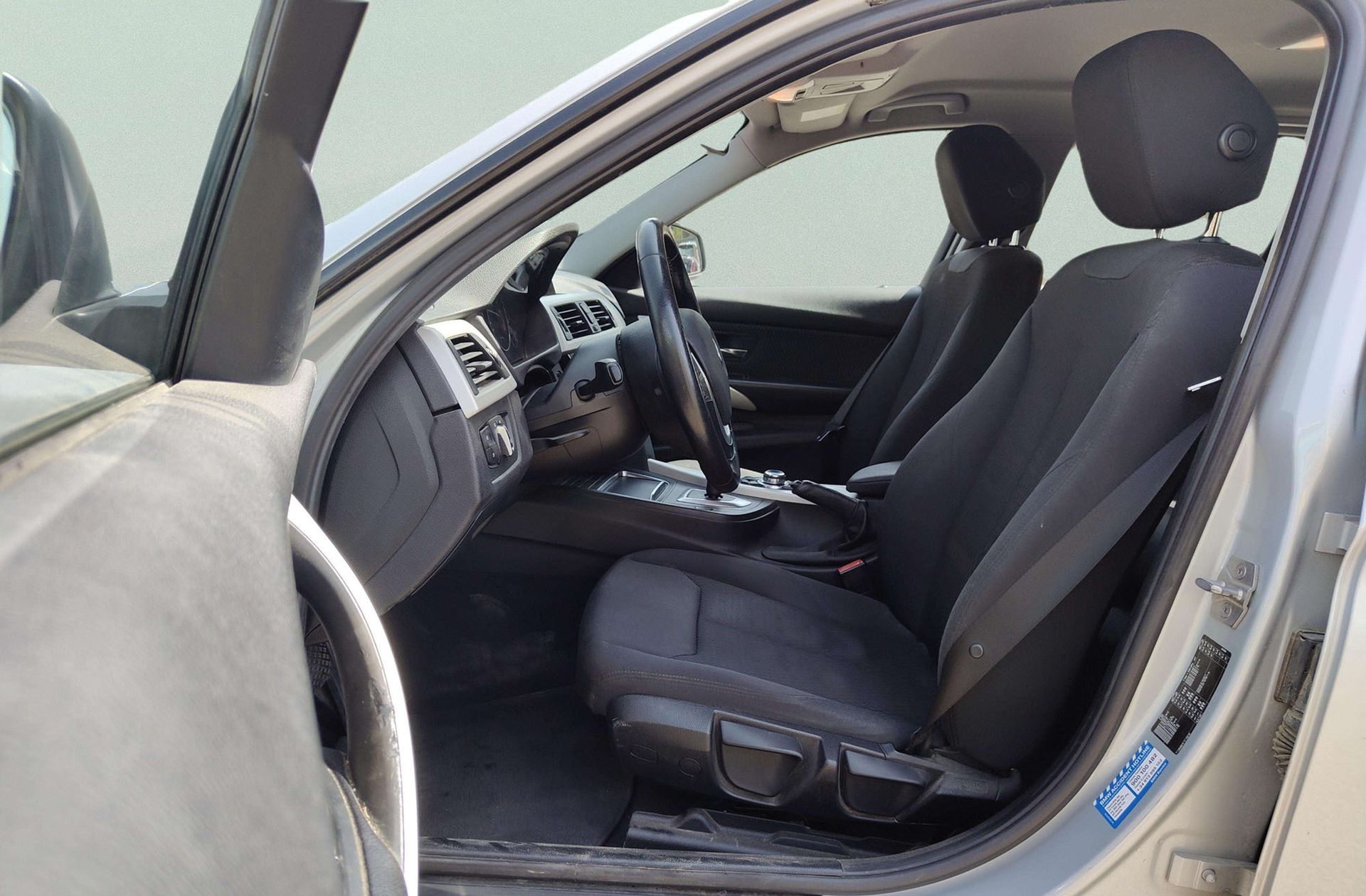 BMW Serie 3 320d Touring - foto 9