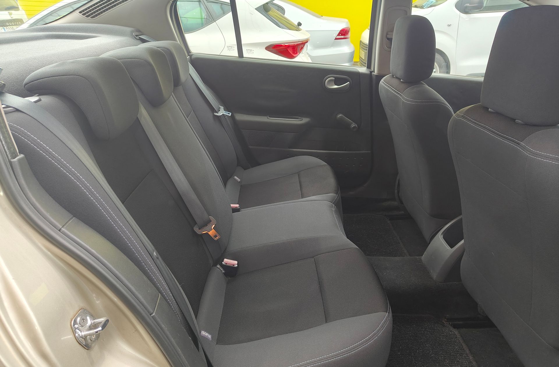 Renault Mégane Sedan Emotion dCi - foto 14