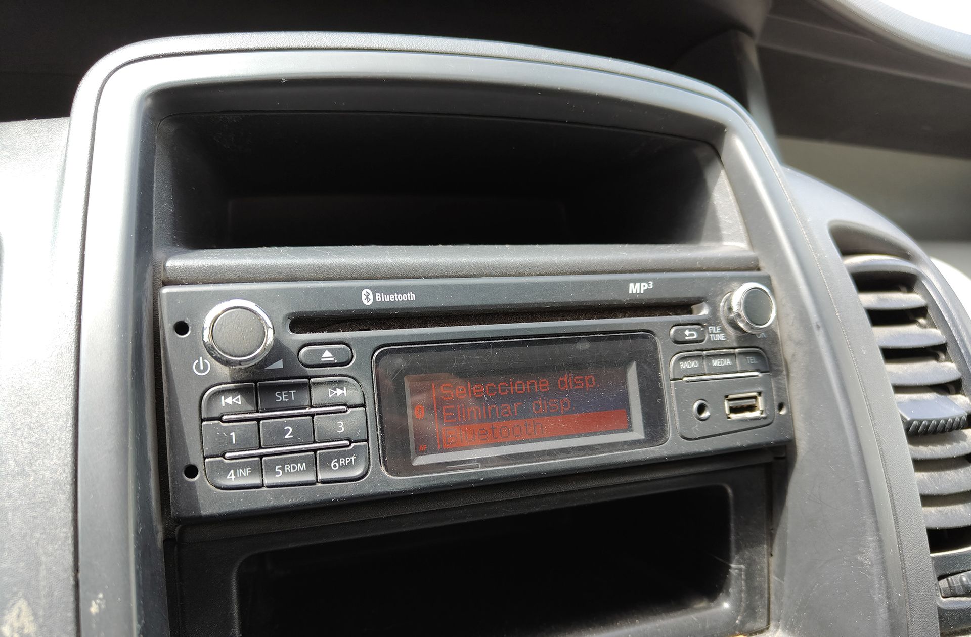 Nissan Primastar Furgon 2.0 dCi Anticipated Premium Larga - foto 21