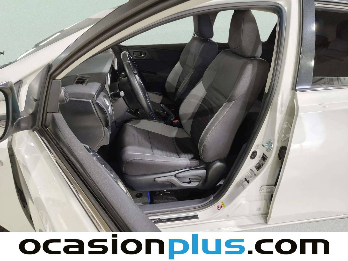 Foto Toyota Auris Toyota Auris 1.8 Hybrid Active (136 CV)