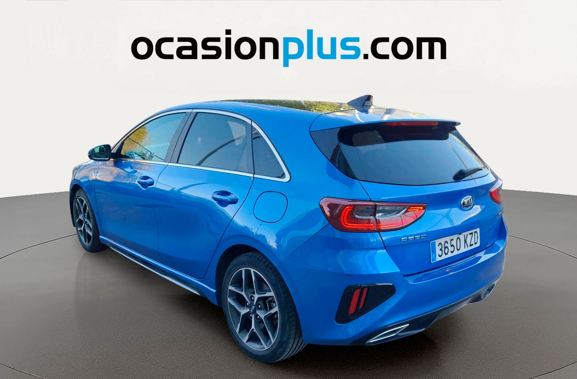 Kia Ceed 1.4 T-GDi GT Line DCT - foto 3