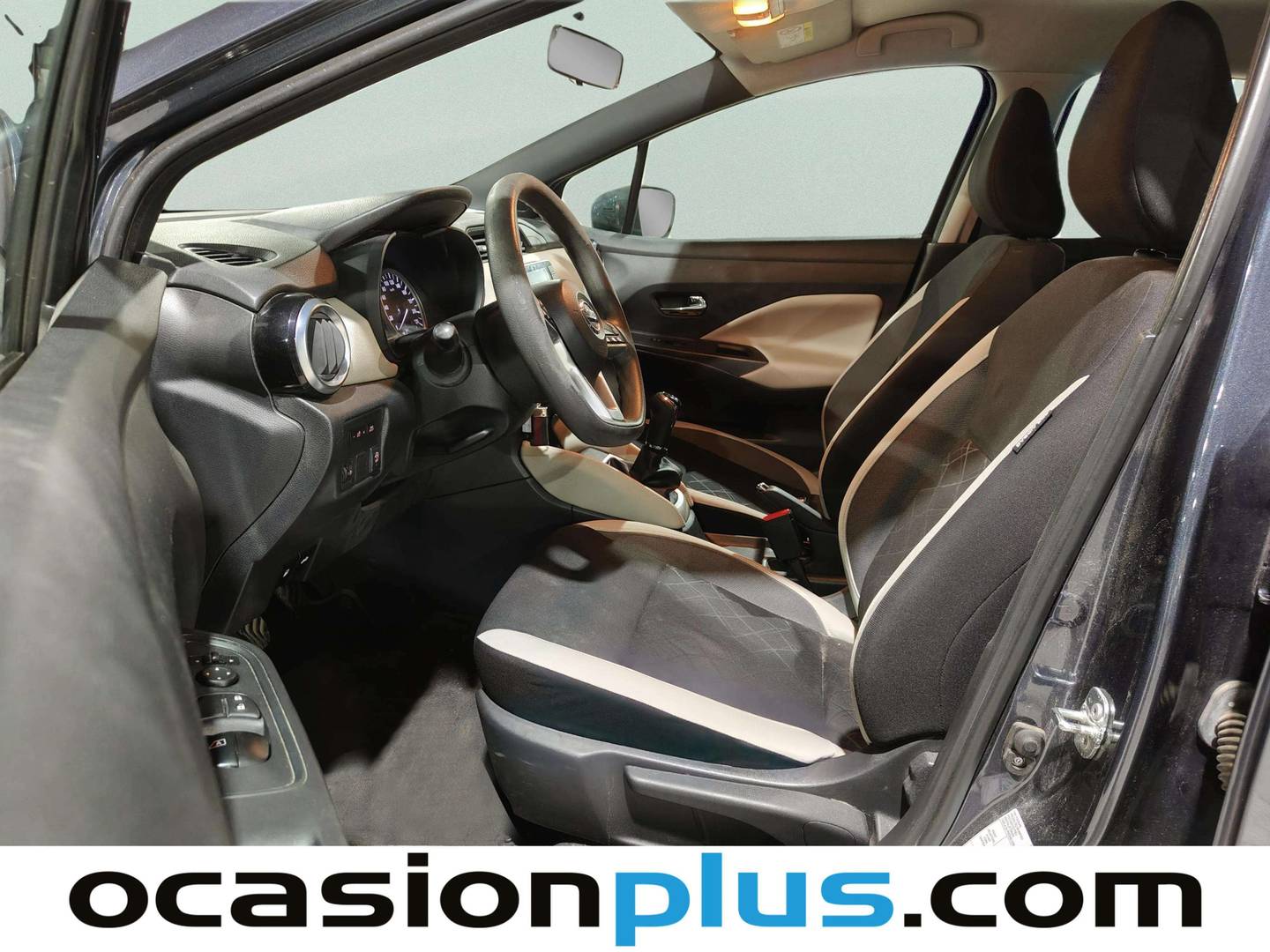 Foto asientos delanteros Nissan Micra Nissan Micra IG-T 90 S&S Acenta (90 CV)