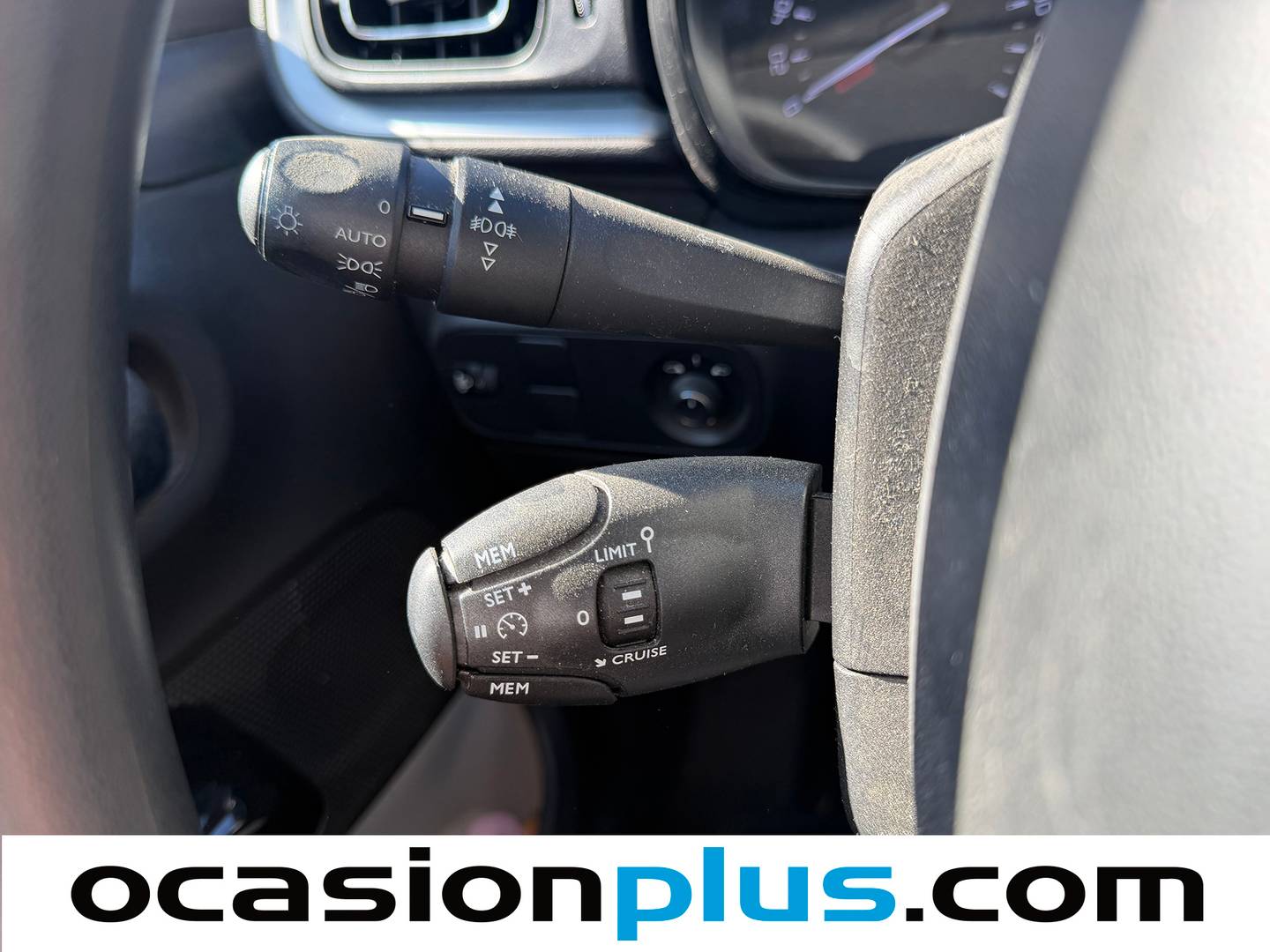 Equipamiento del Citroën C3 Citroën C3 PureTech Feel Pack (83 CV)