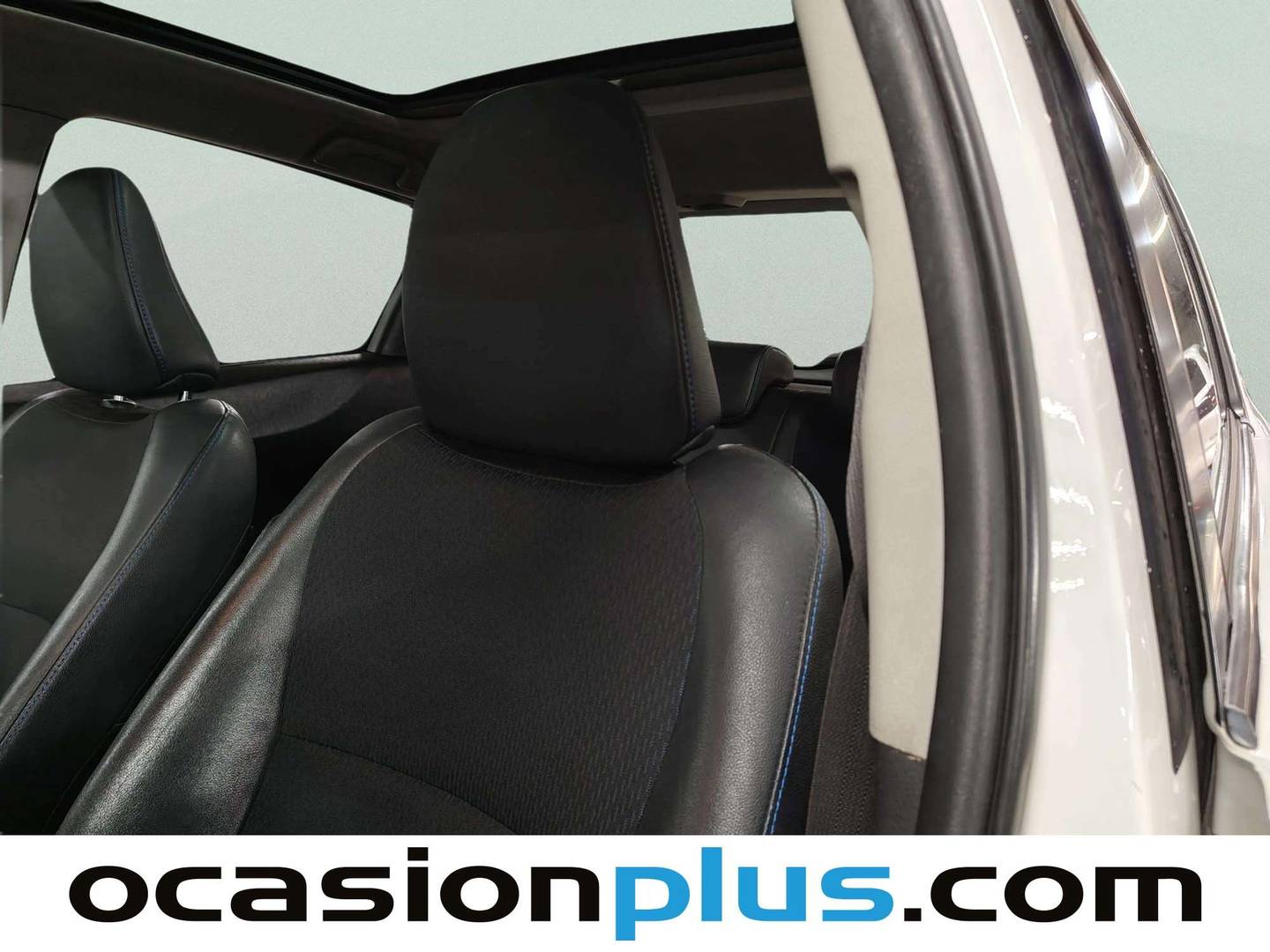 Equipamiento del Toyota Yaris Toyota Yaris 1.5 Hybrid Advance (100 CV)