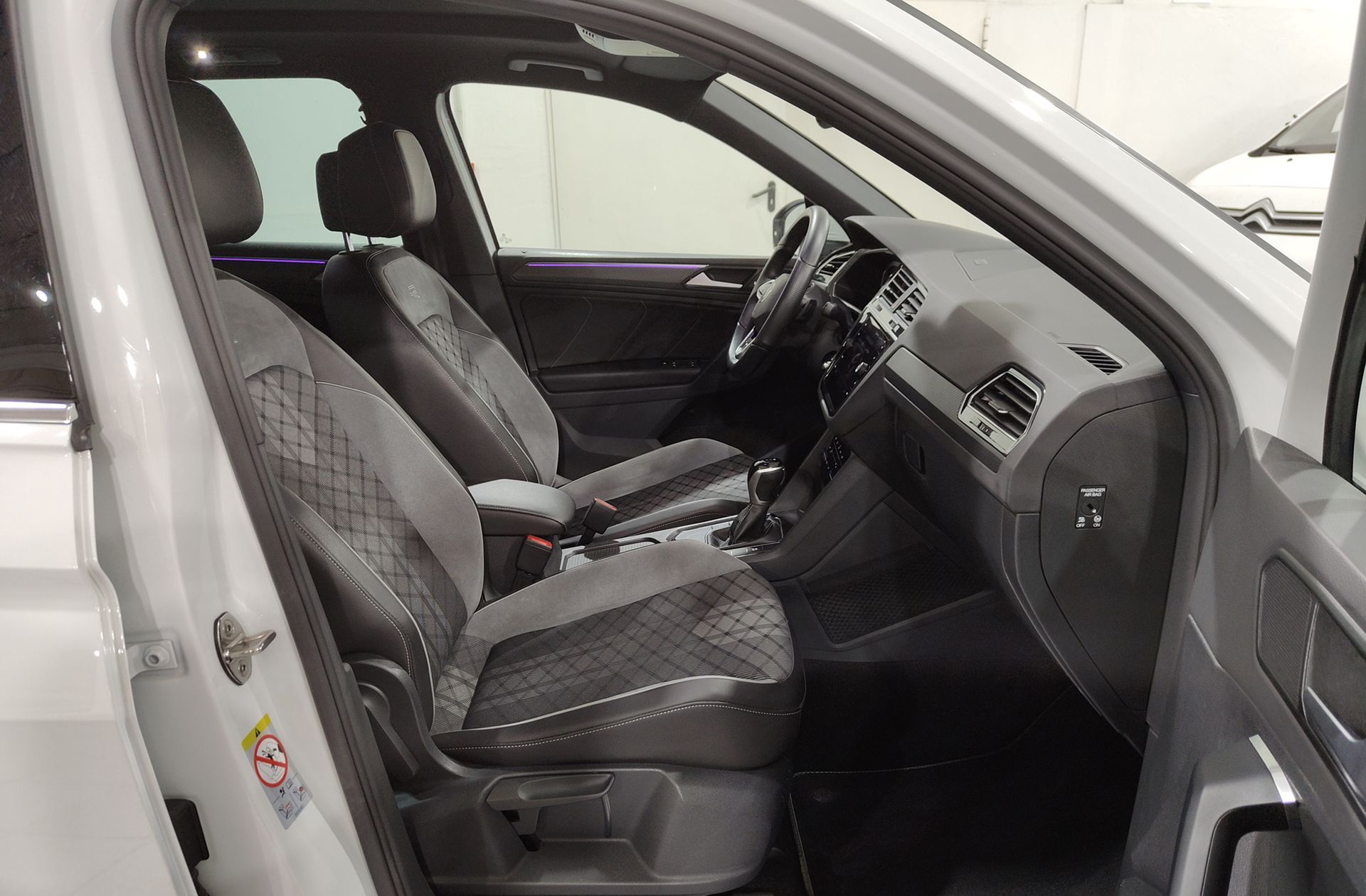 Volkswagen Tiguan R-Line 1.5 TSI DSG - foto 22