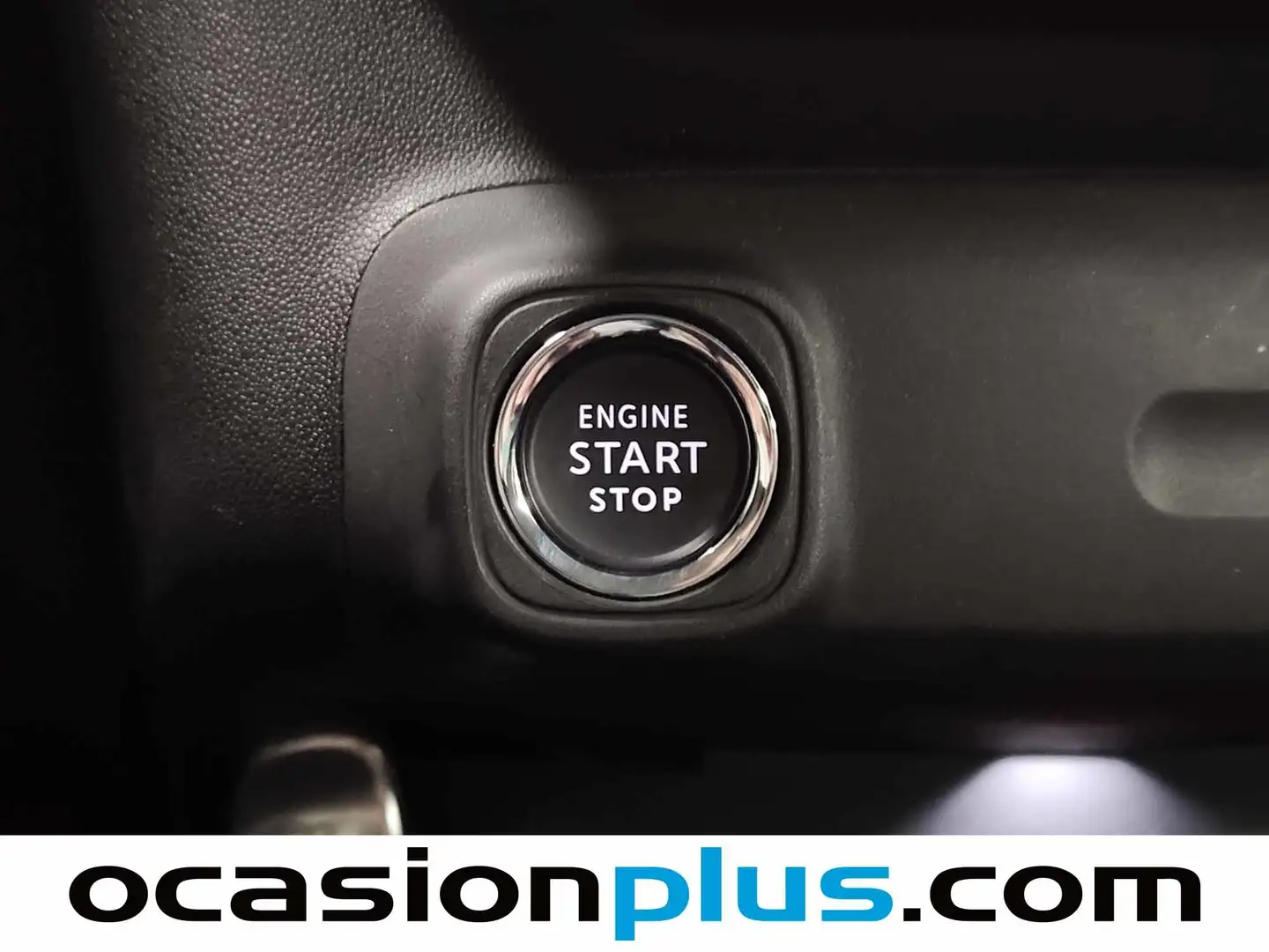 Foto Citroën C3 Aircross Citroen C3 Aircross PureTech 130 Shine Pack EAT6 (131 CV)