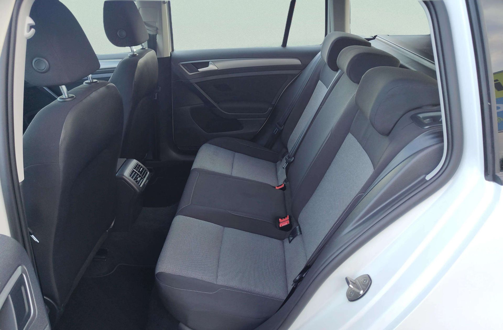 Volkswagen Golf Variant Variant Business Navi 1.6 TDI CR BMT DSG - foto 12