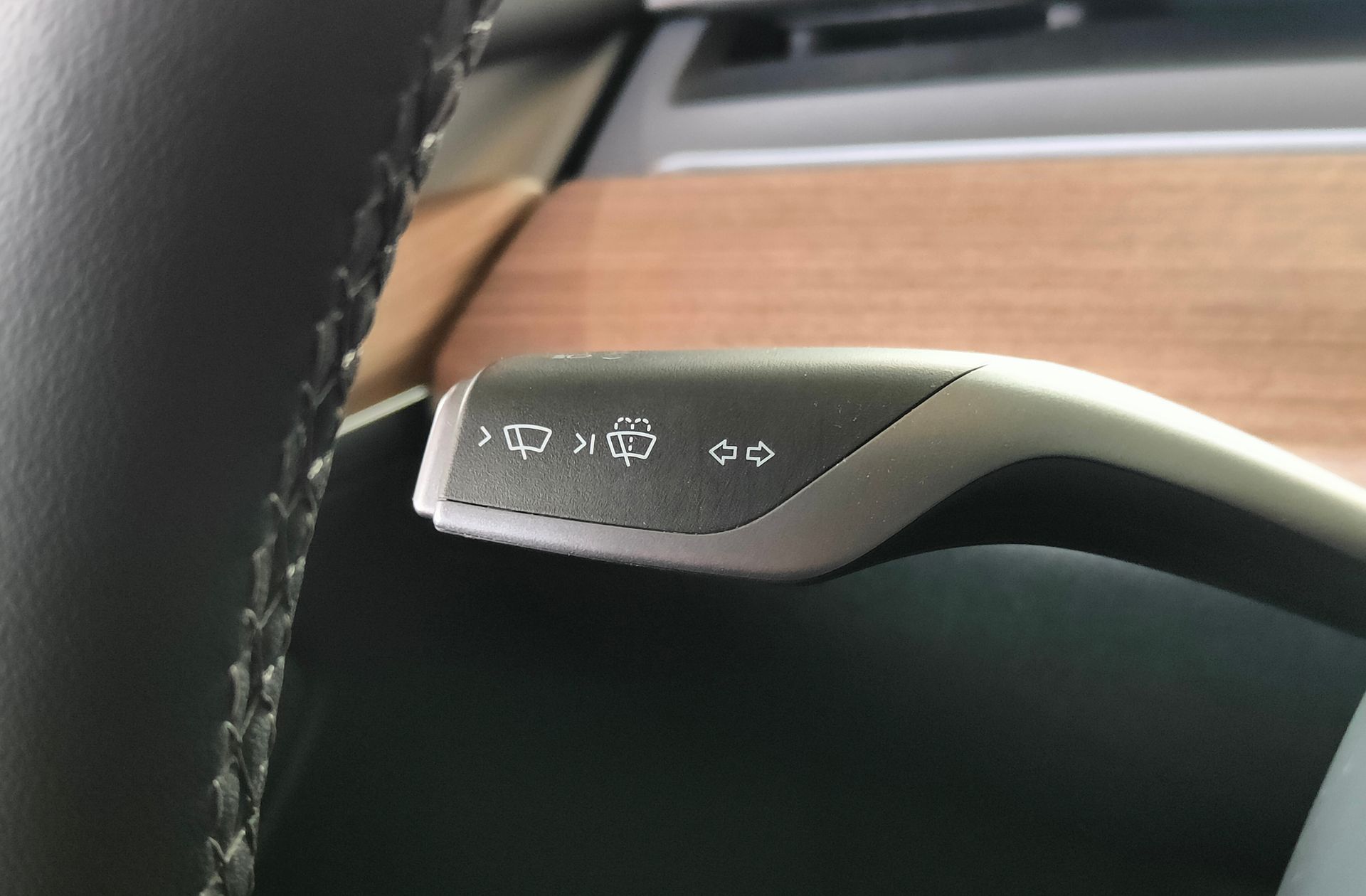 Tesla Model Y Tracción Trasera RWD - foto 24