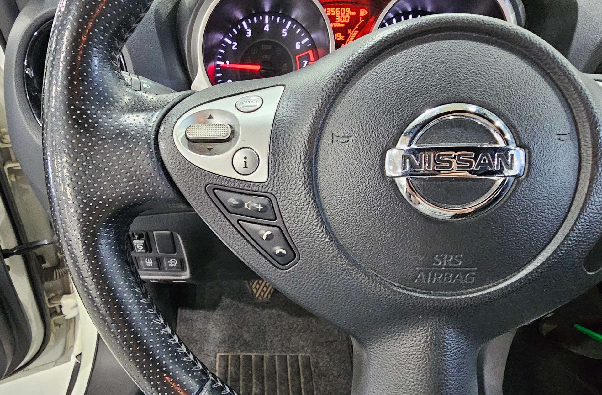 Nissan Juke DIG-T N-Connecta 4x2 - foto 25